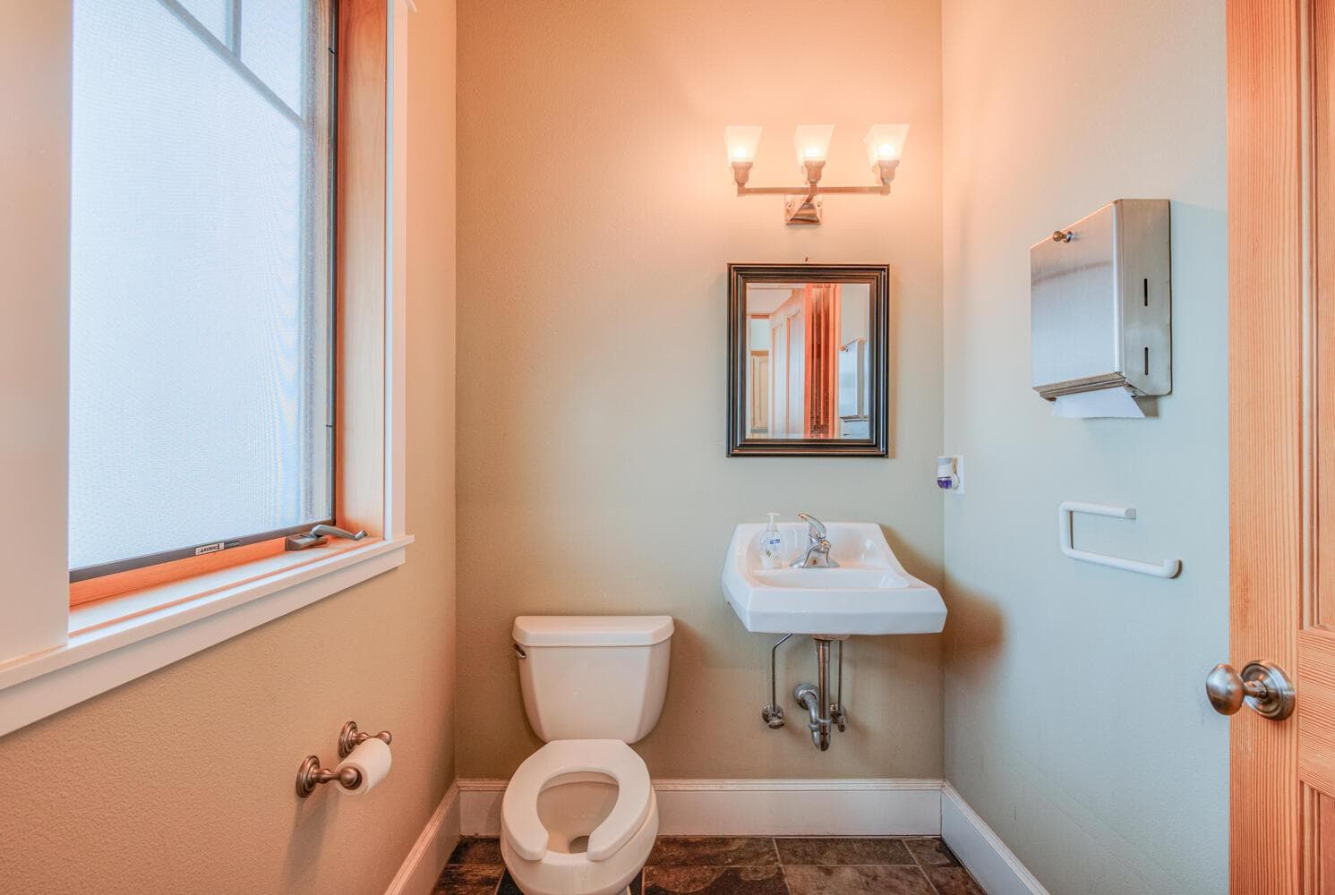 Photo of 257 S Pine Street 27 of 32