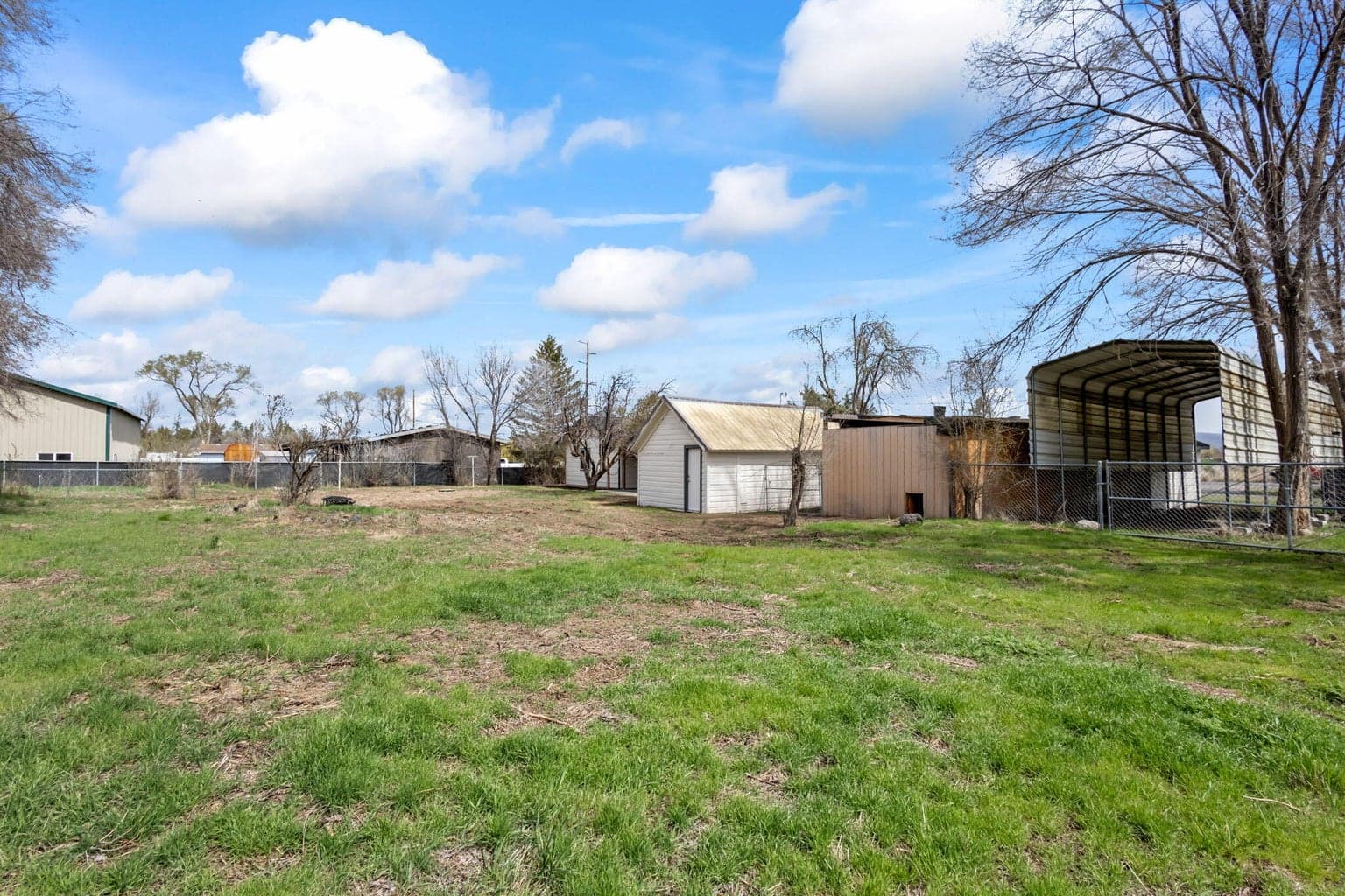 Photo of 845 SW Rimrock Road 40 of 50