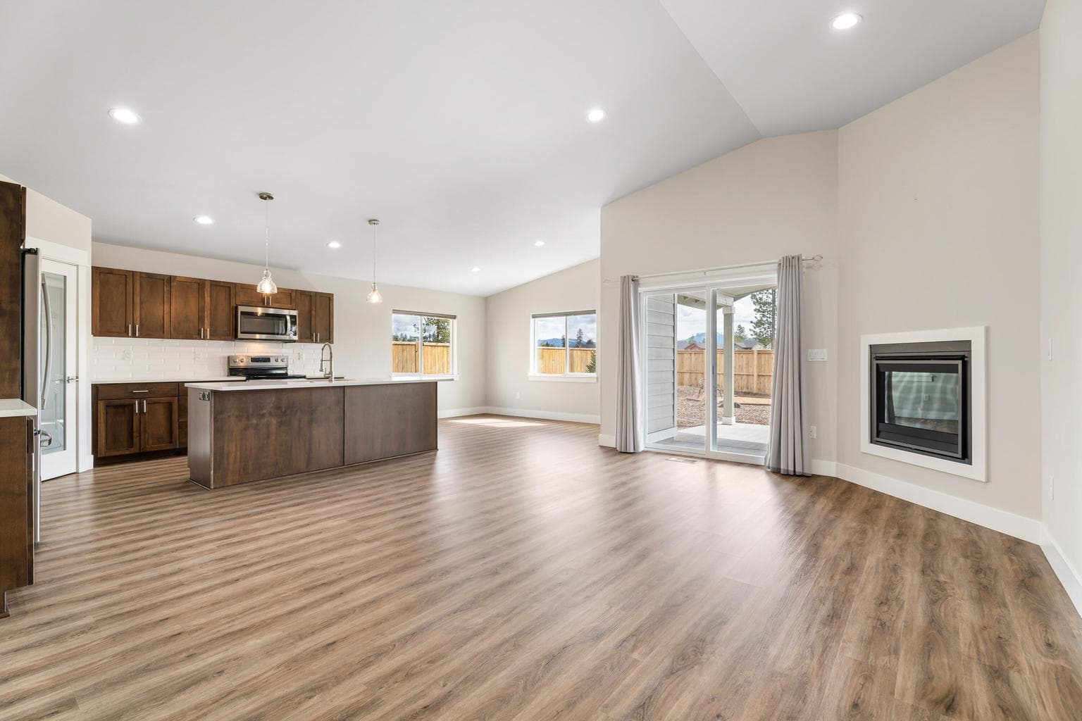 Photo of 51780 Morning Pine Drive 6 of 24