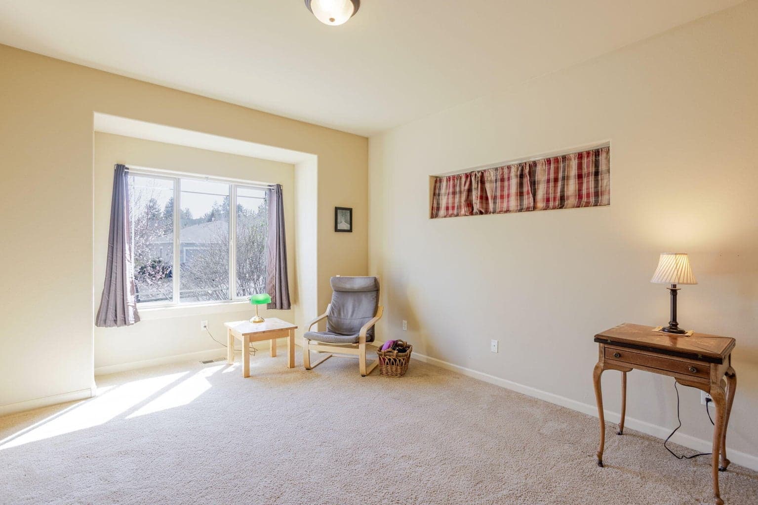 Photo of 1217 SW Tanner Court 23 of 44