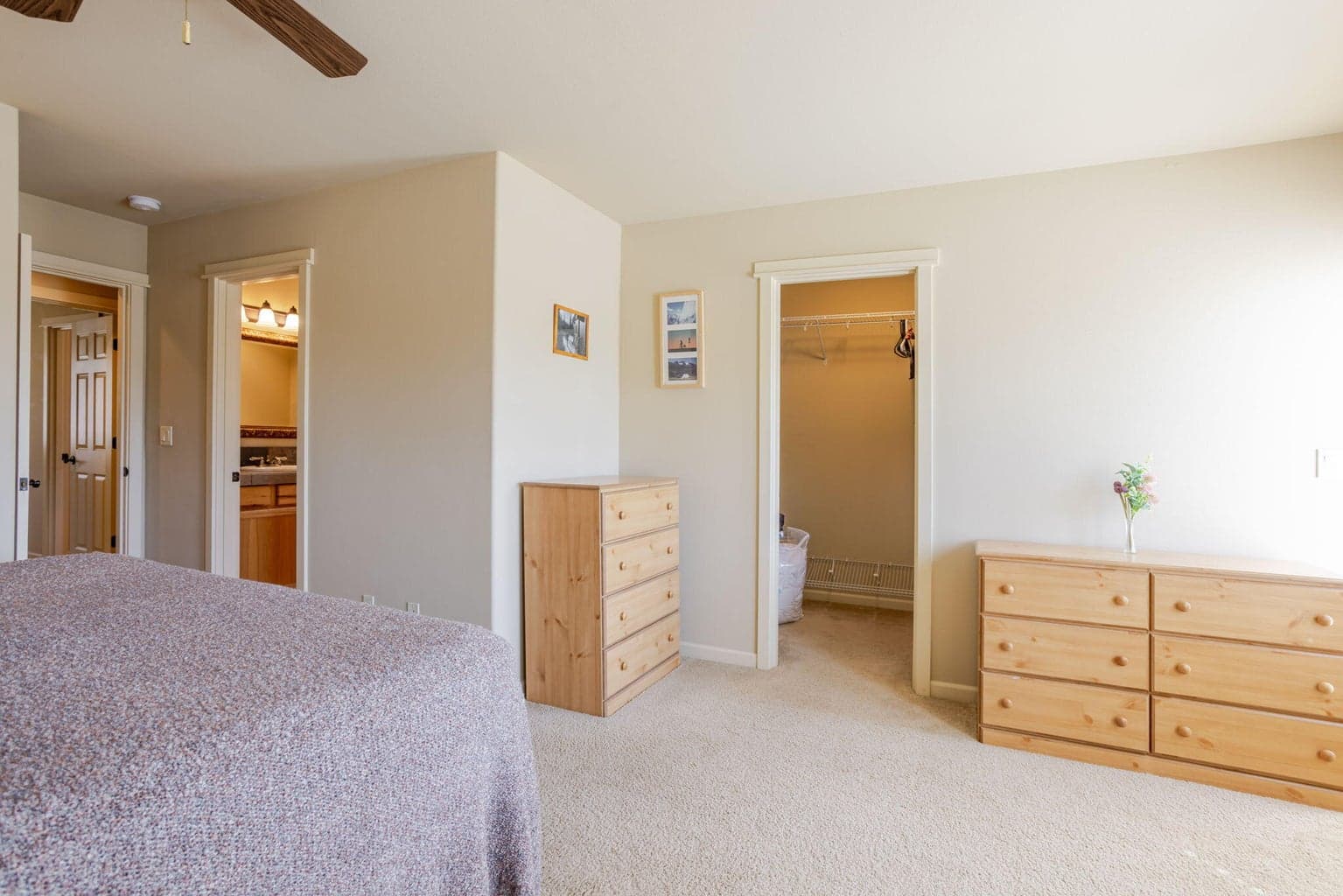 Photo of 1217 SW Tanner Court 17 of 44