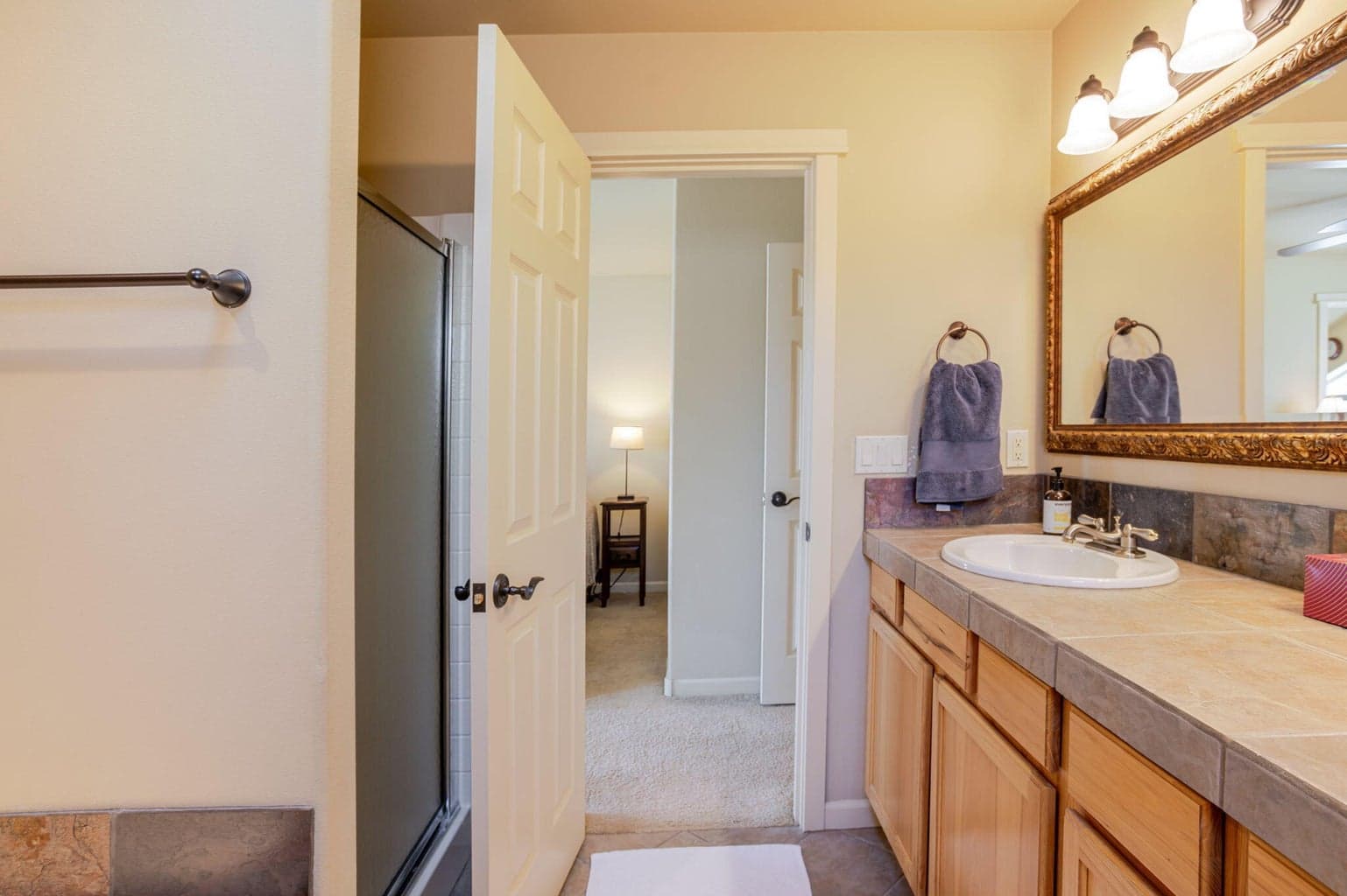 Photo of 1217 SW Tanner Court 19 of 44
