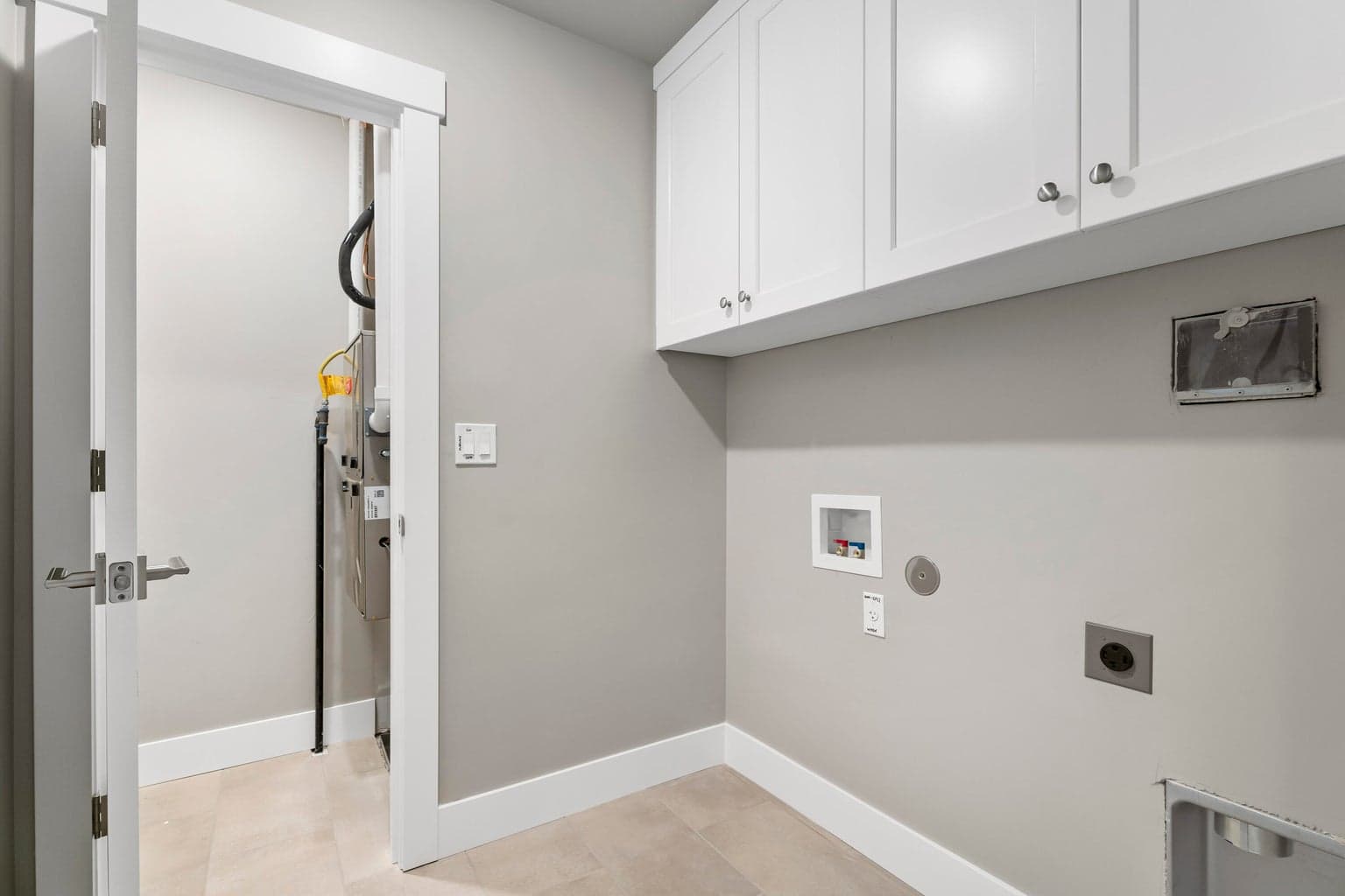 Photo of 4275 SW 39th Street 14 of 20