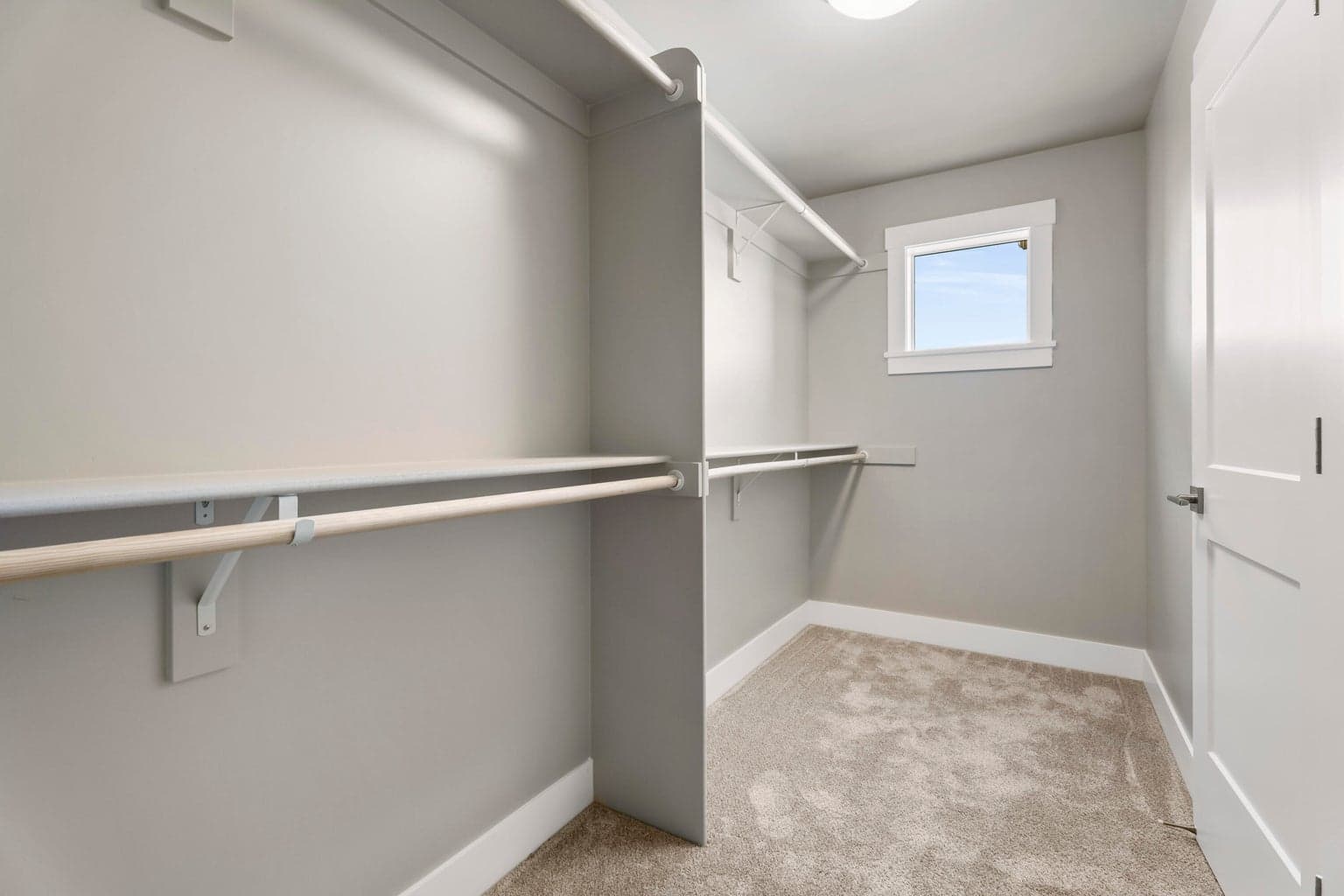 Photo of 4275 SW 39th Street 17 of 20