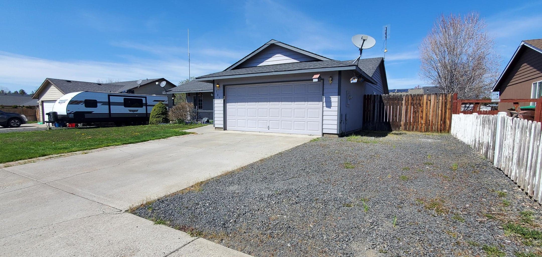 Photo of 1077 Mahogany 3 of 25
