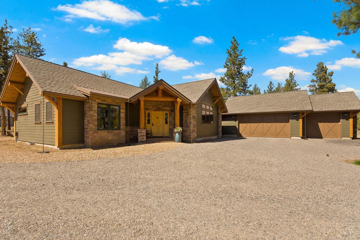 Welcome to 70163 Longhorn Dr, Sisters, OR 97759! Built in 2022- 2 years young!