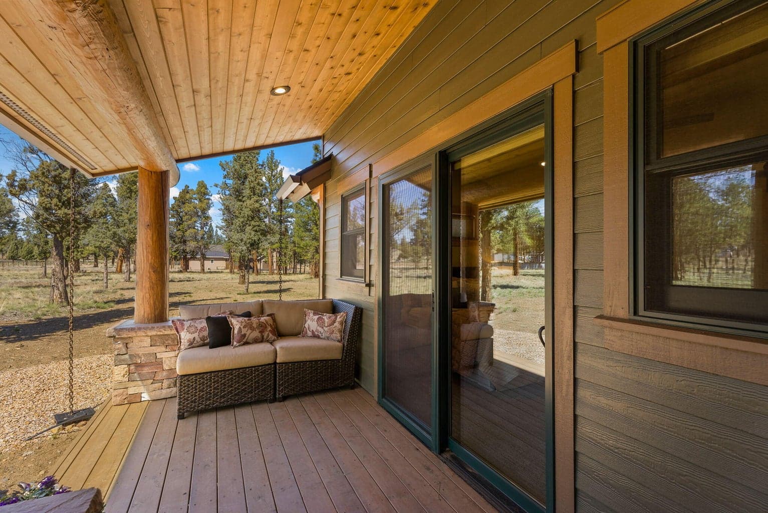 Covered outdoor living area off the primary ensuite.