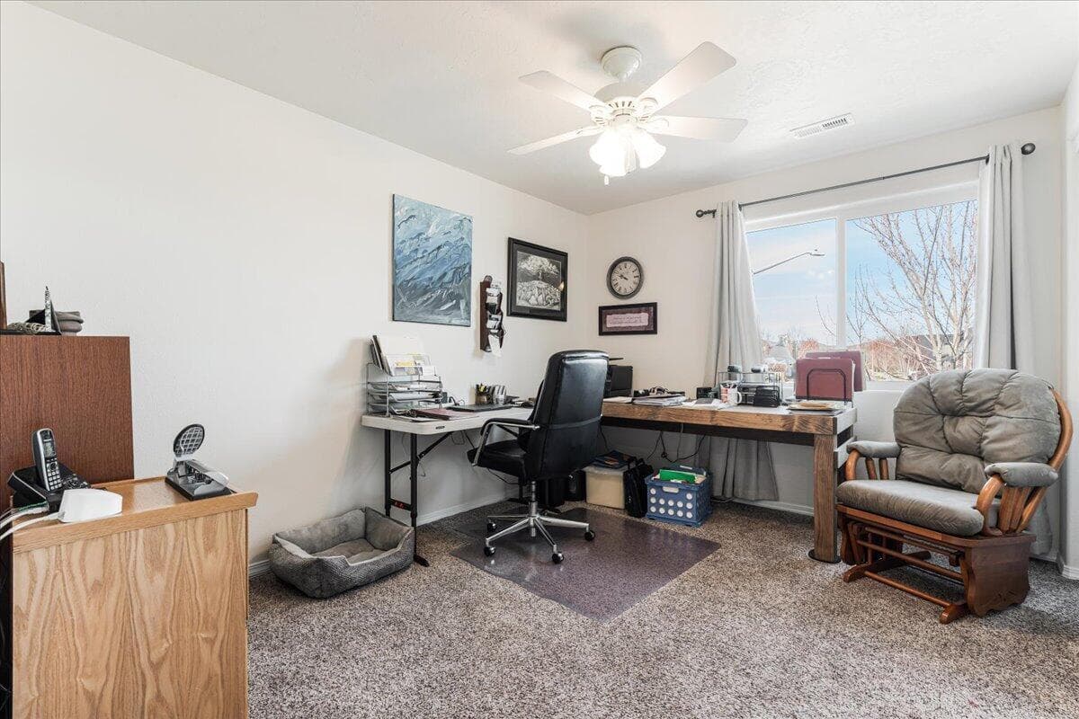 Photo of 1830 SW 36th Way 13 of 25