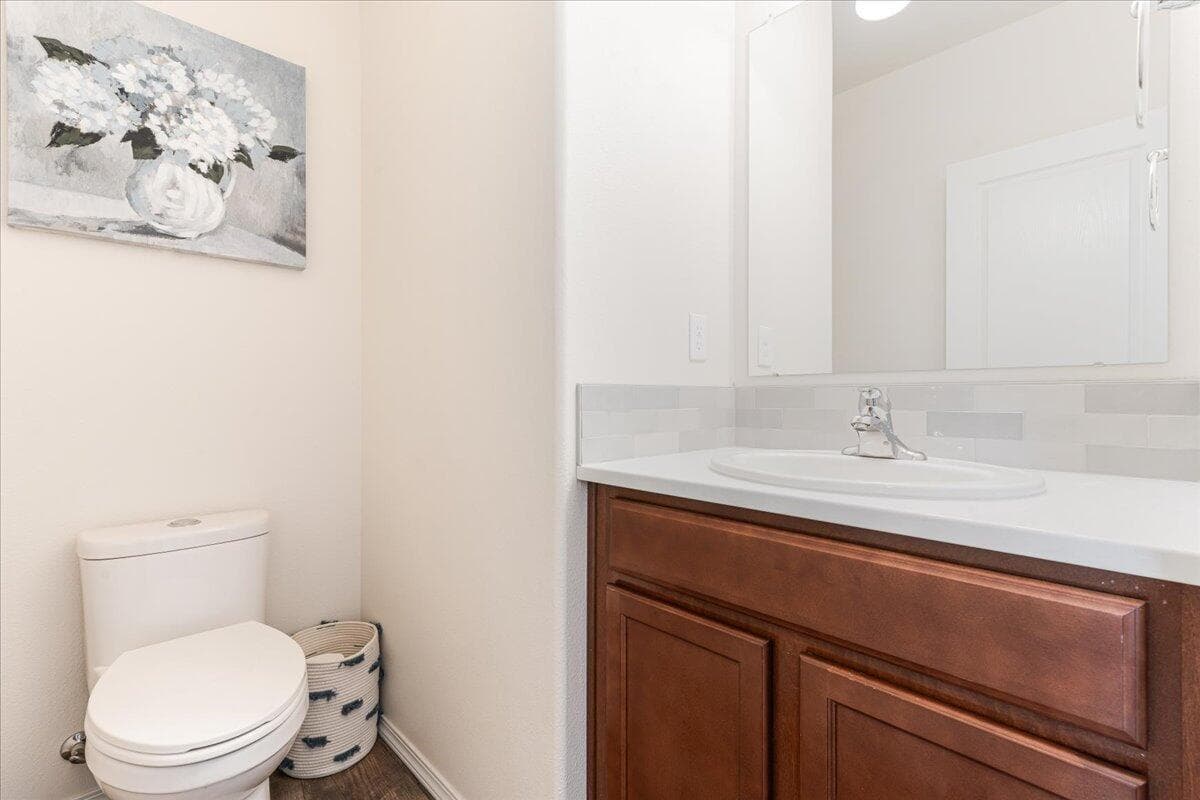 Photo of 1830 SW 36th Way 14 of 25