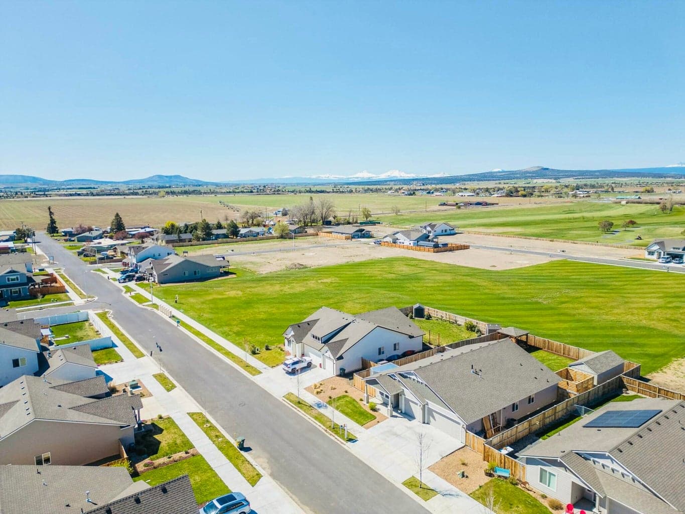 Photo of 1256 Golf Course 5 of 48