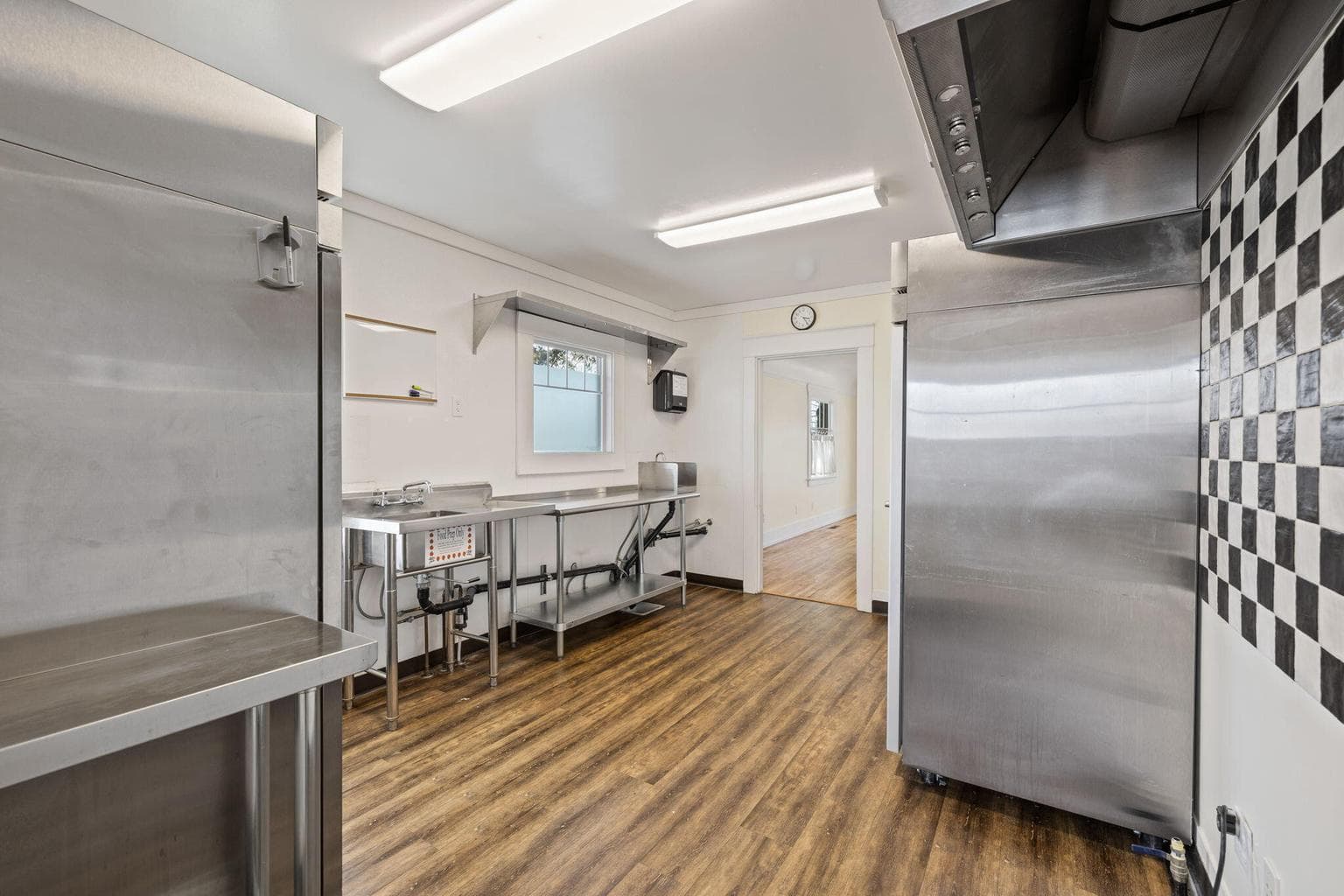 Photo of 218 SW 4th Street 23 of 33