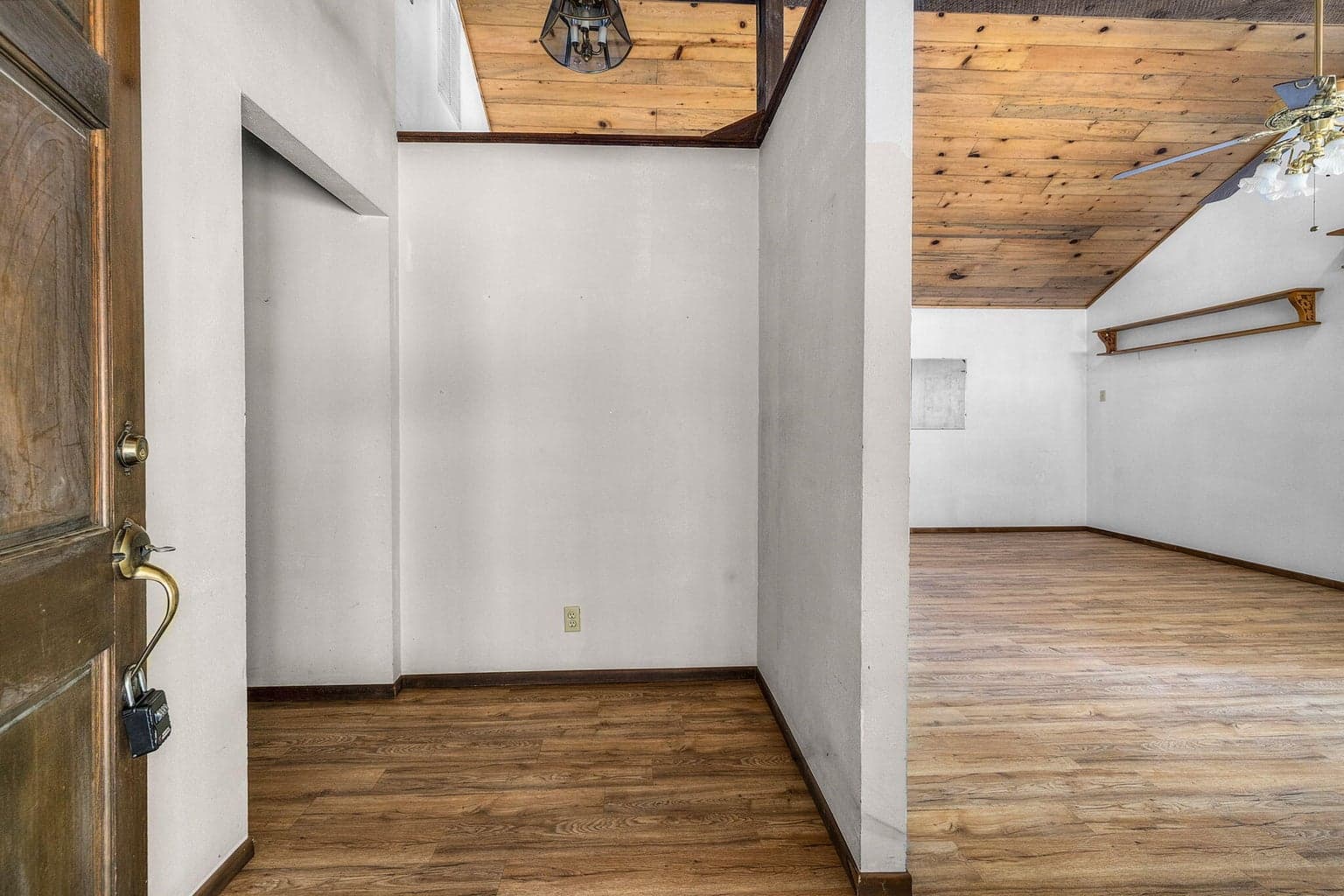 Front door Entryway
