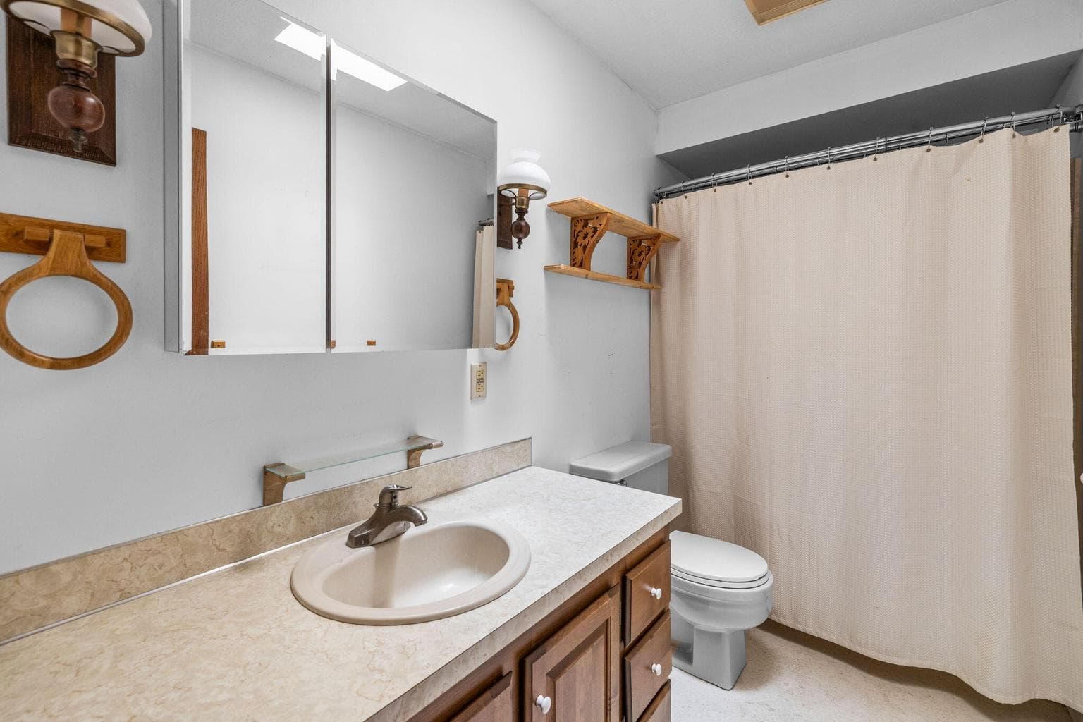 Main Bath