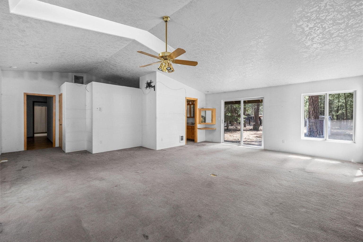 Photo of 52160 Ponderosa Way 24 of 36