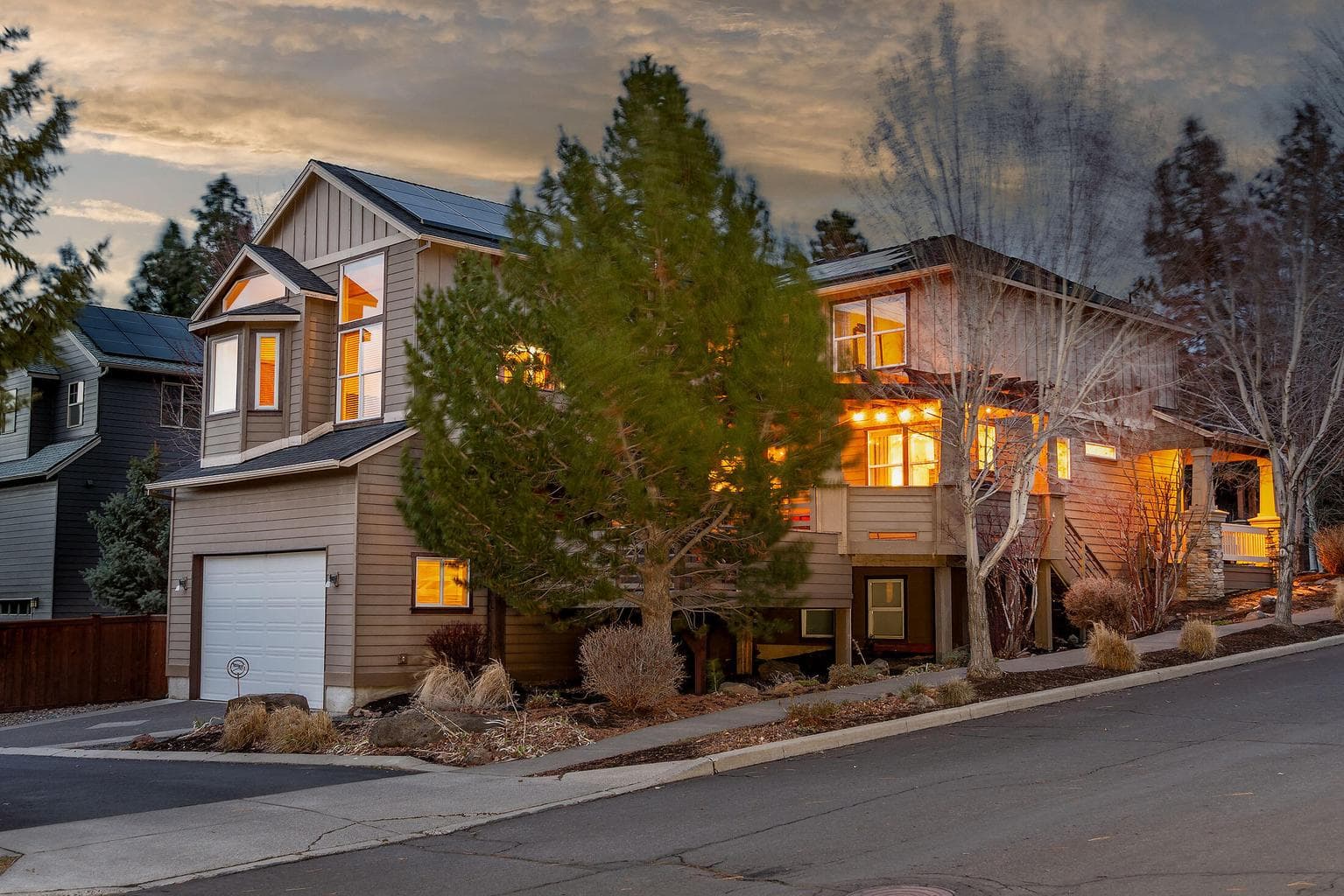Photo of 319 NW Flagline Drive 28 of 34