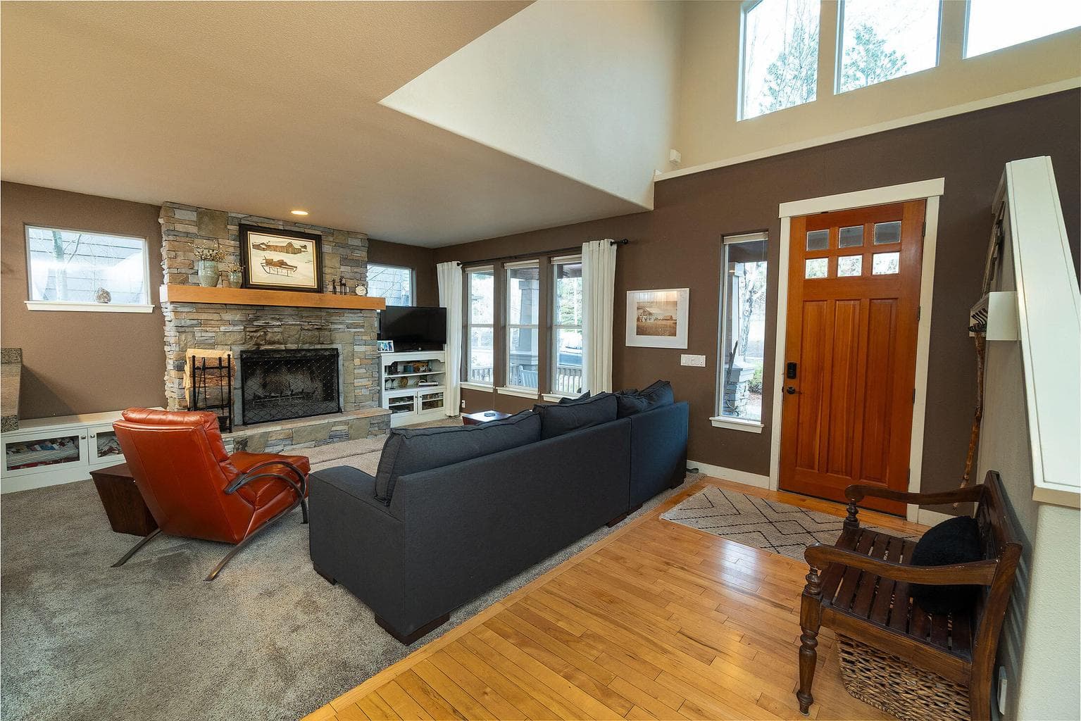 Great Room Concept w/9 foot tall ceilings throughout