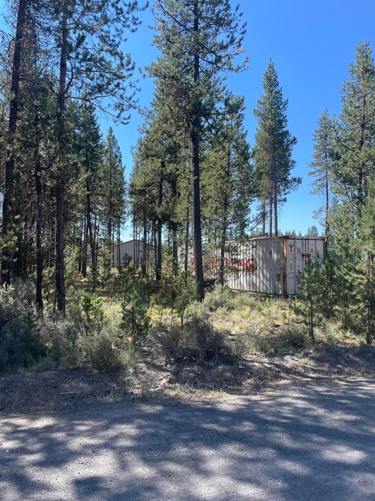 Photo of 17087 Kingsburg 1 of 2