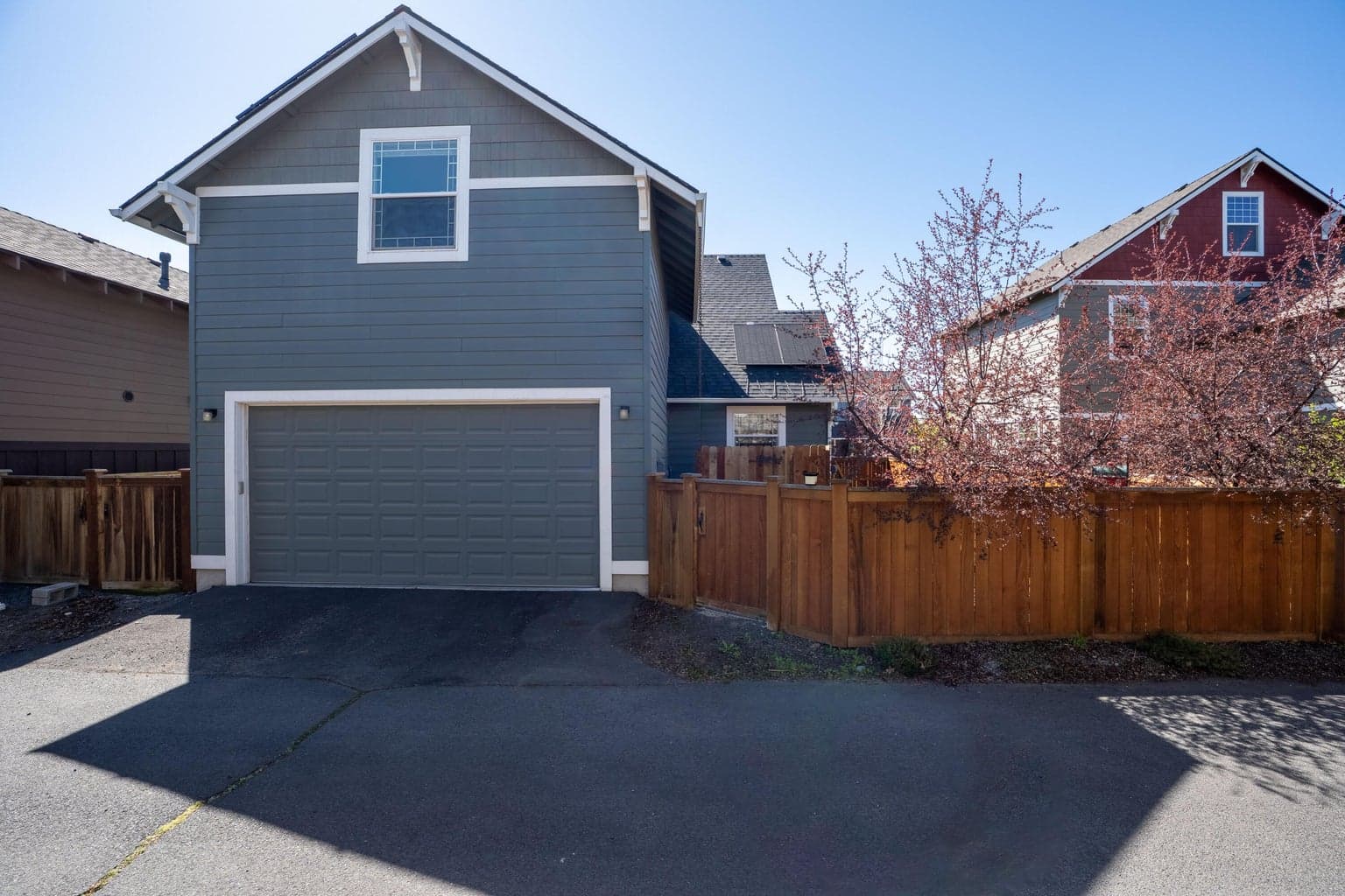 Photo of 2724 NE Black Oak Place 25 of 41