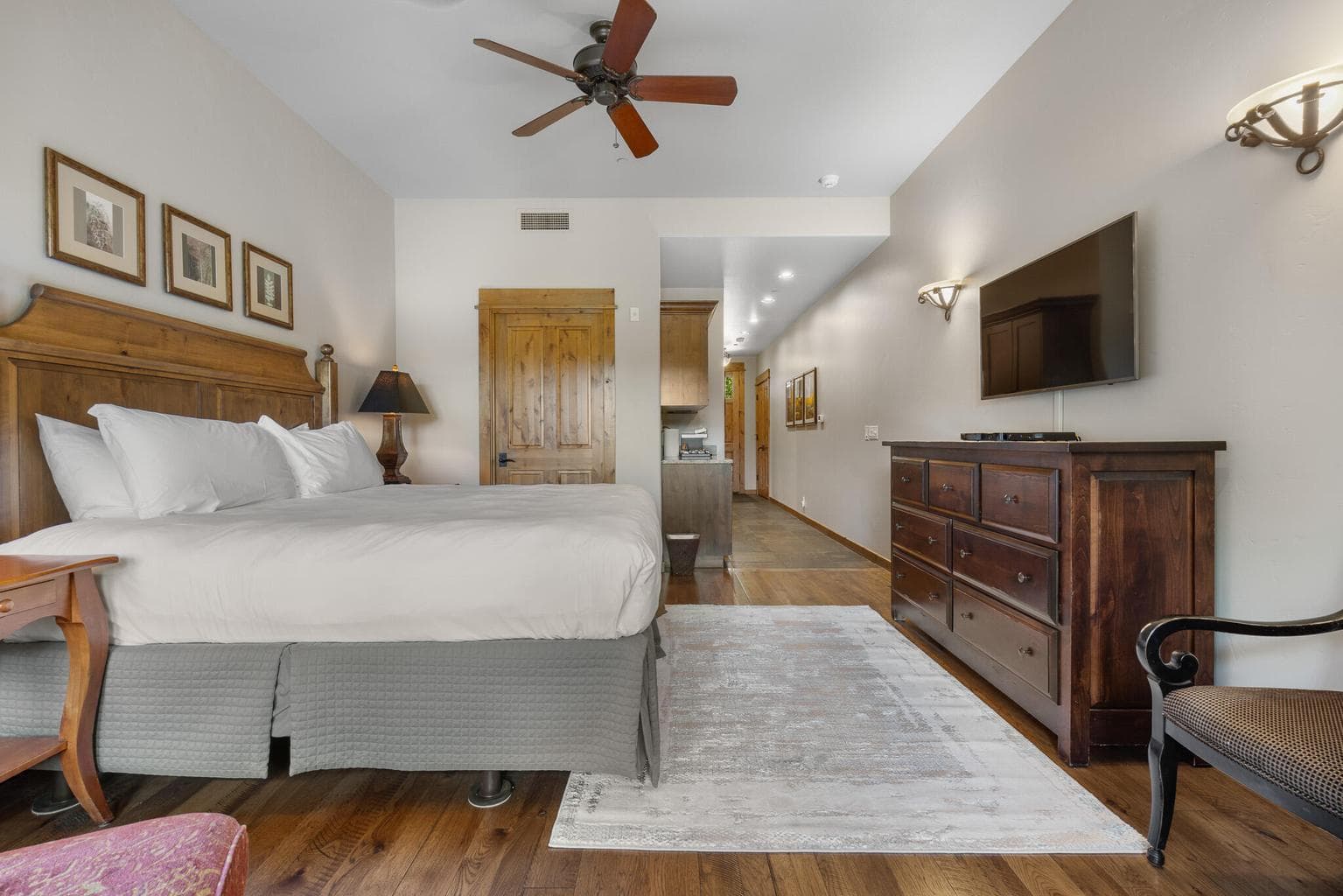 Photo of 23055 Nicklaus Drive 15 of 25