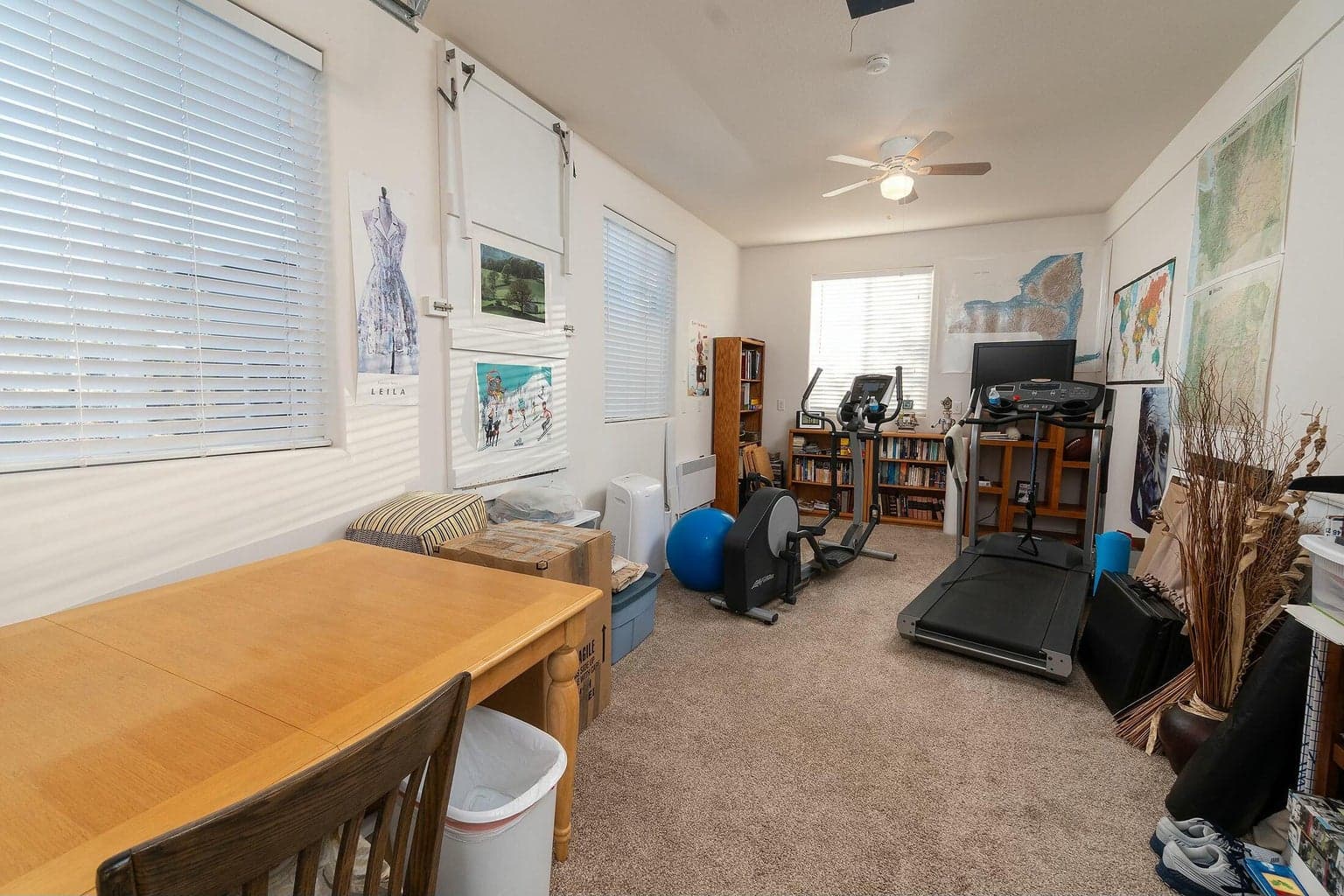 1/2 large bay that can be used for Multi-purpose area for exercise, recreation, or hobbies.