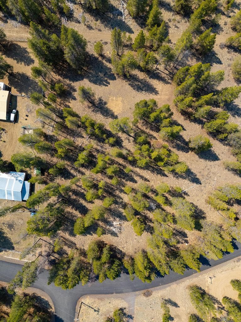 Photo of 53011 Loop Drive 11 of 17