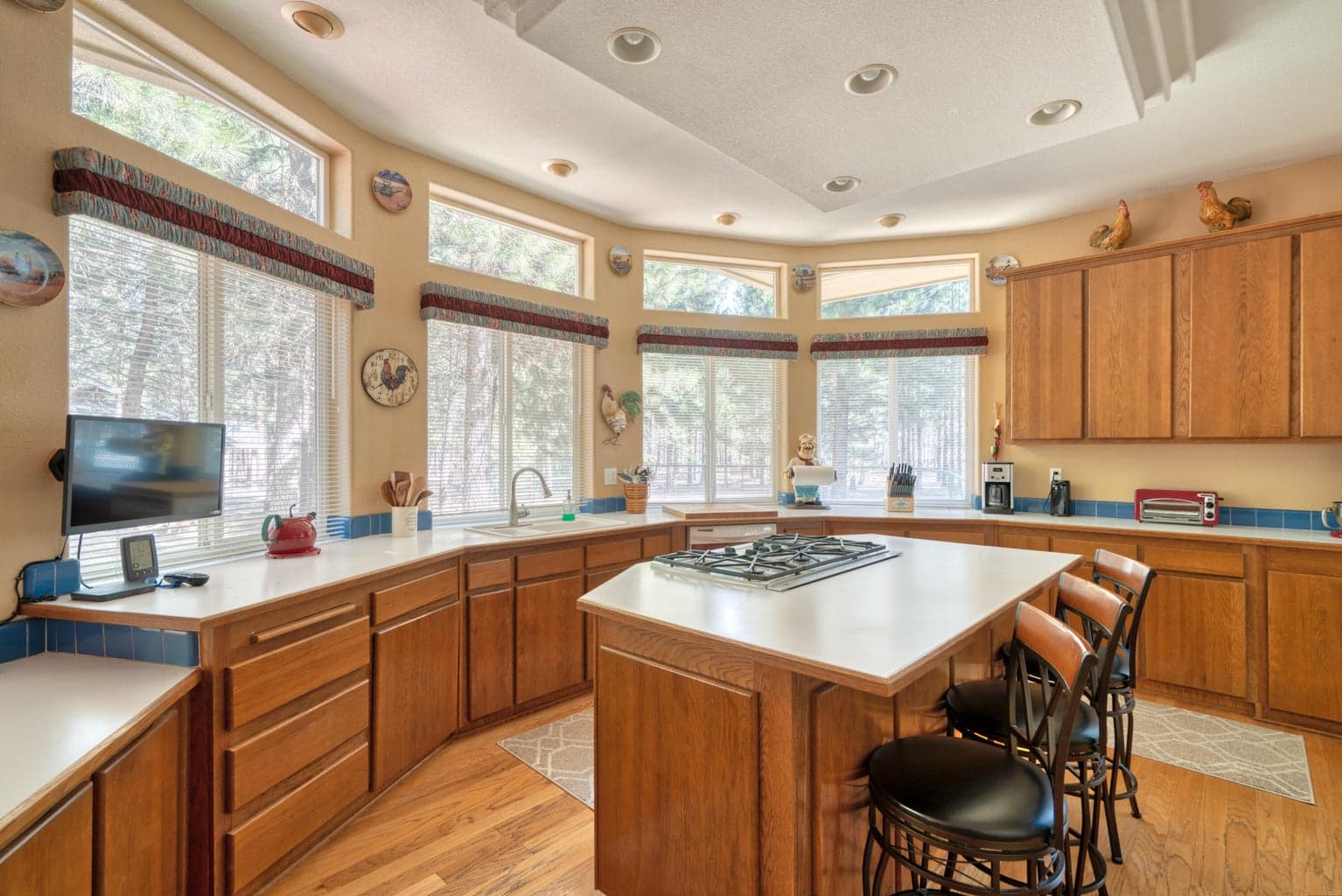 Photo of 15175 Ponderosa 2 of 25
