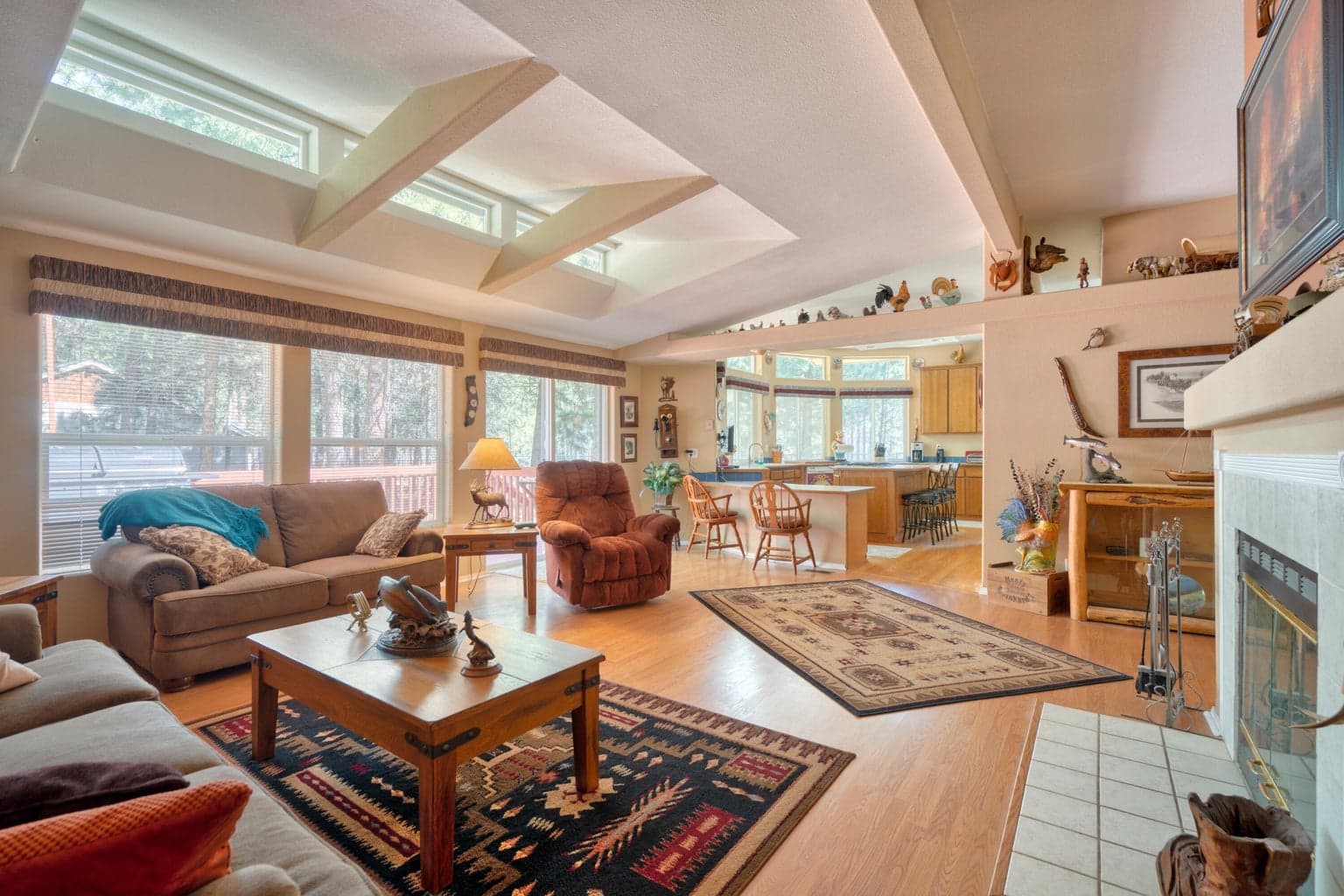 Photo of 15175 Ponderosa 5 of 25