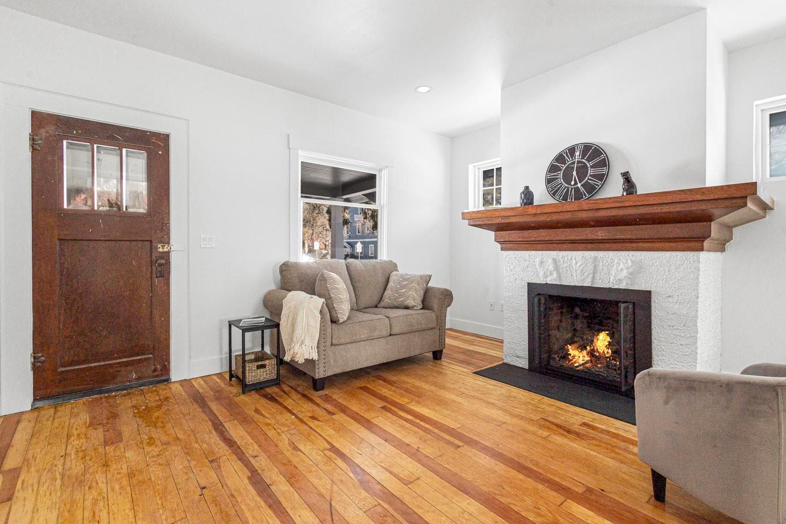 Photo of 805 NW Georgia Avenue 11 of 39