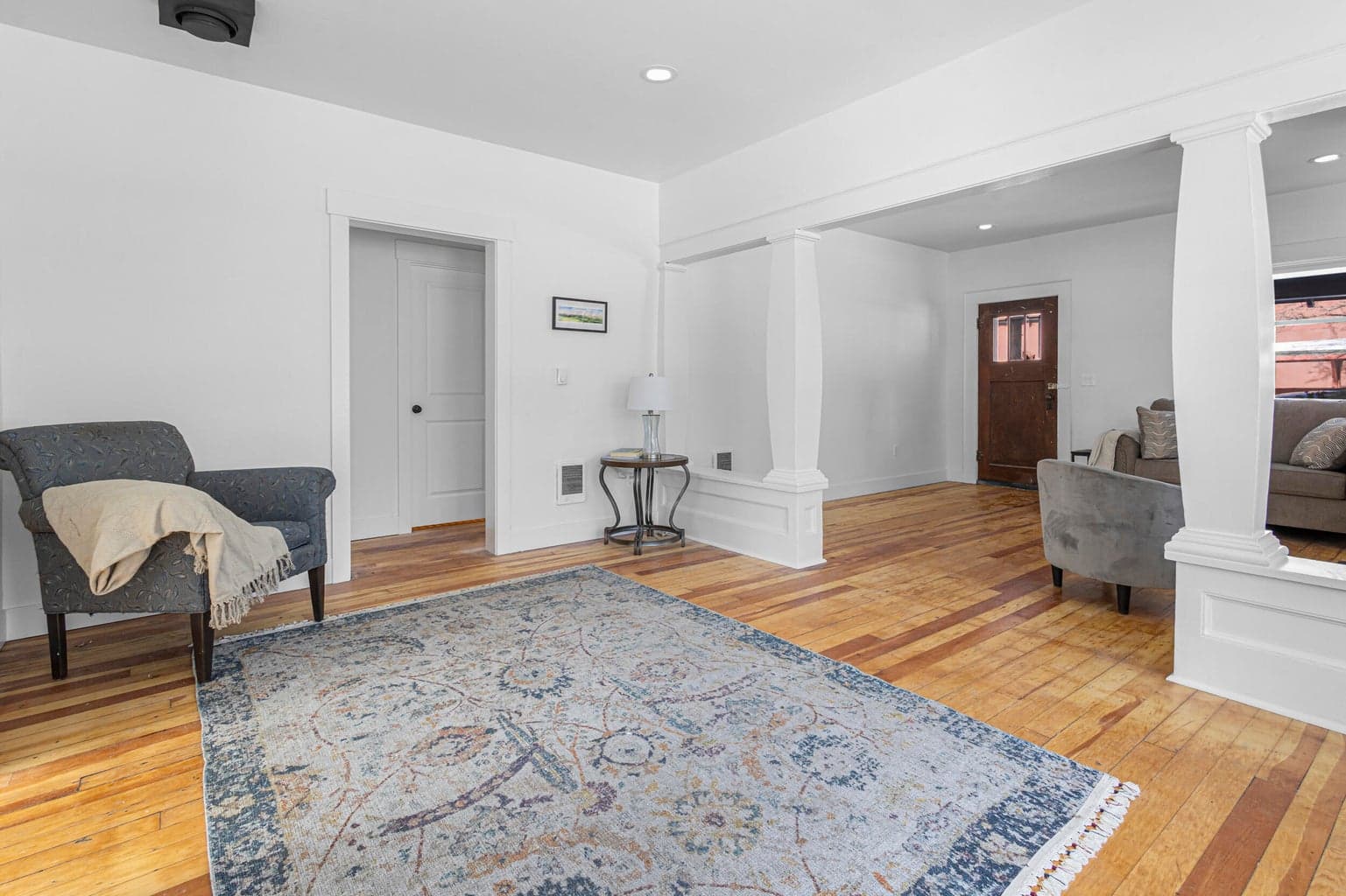 Photo of 805 NW Georgia Avenue 9 of 39