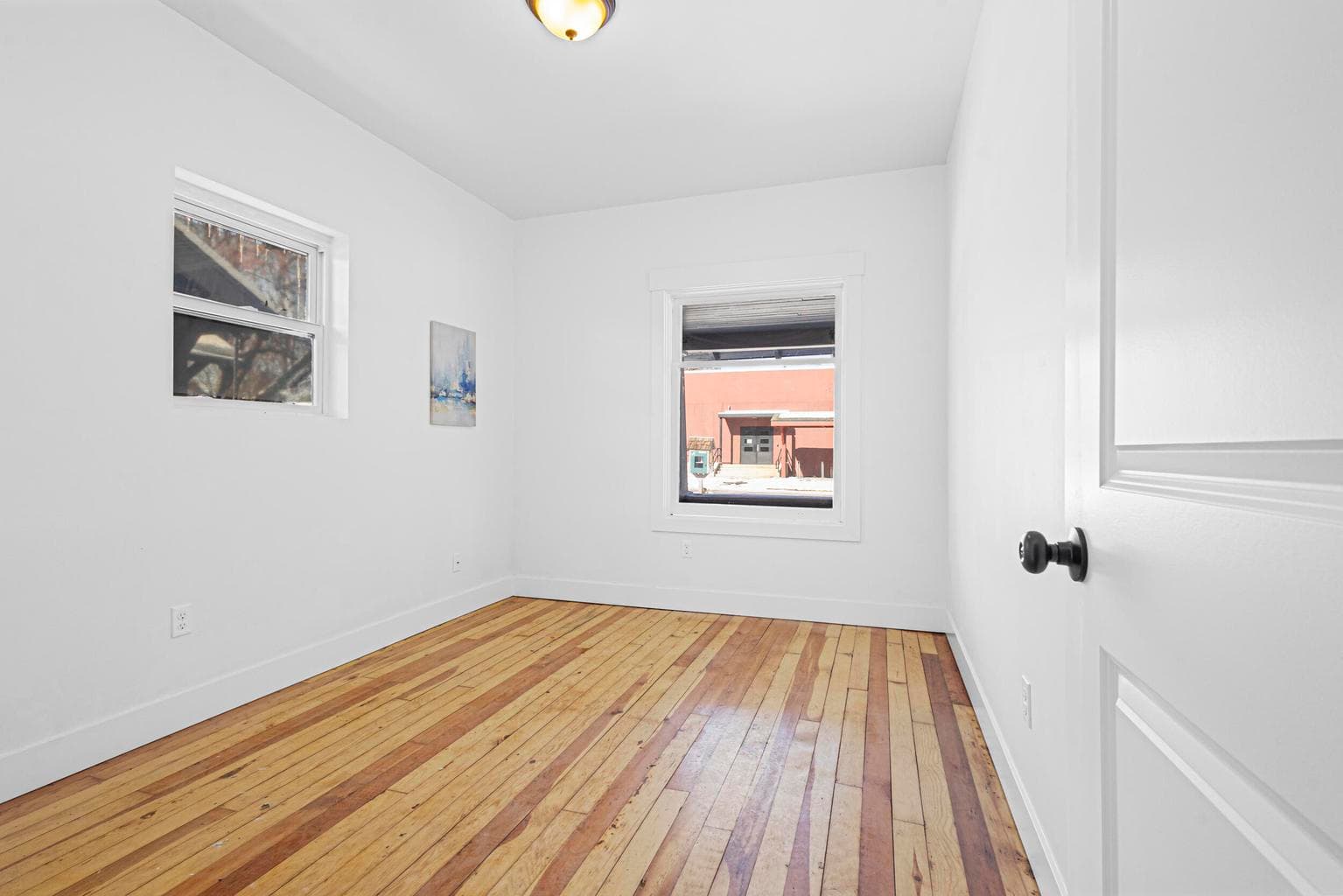 Photo of 805 NW Georgia Avenue 20 of 39