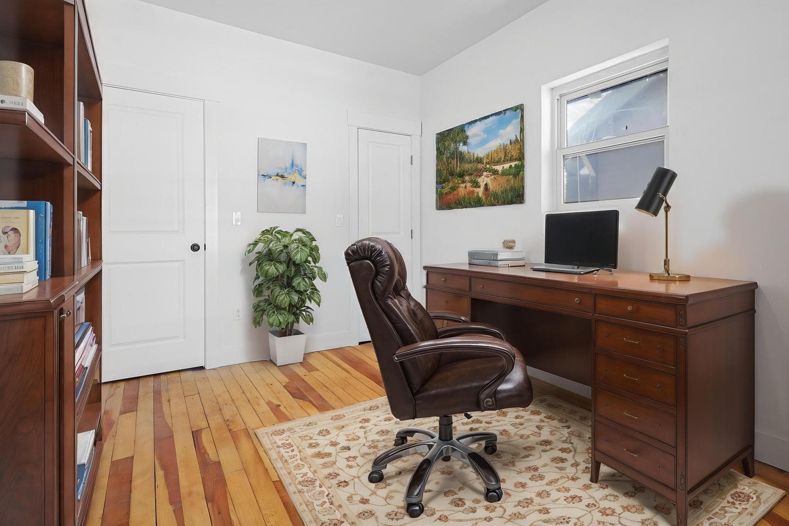 Photo of 805 NW Georgia Avenue 24 of 39