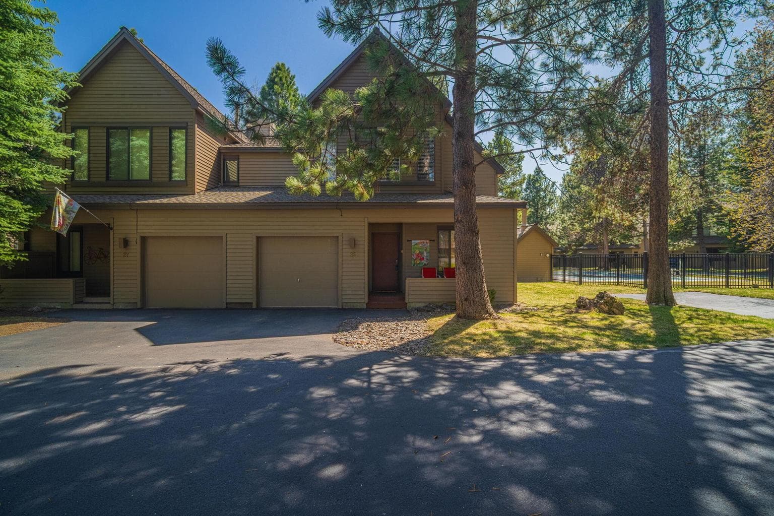 Welcome to Eaglewood #26!