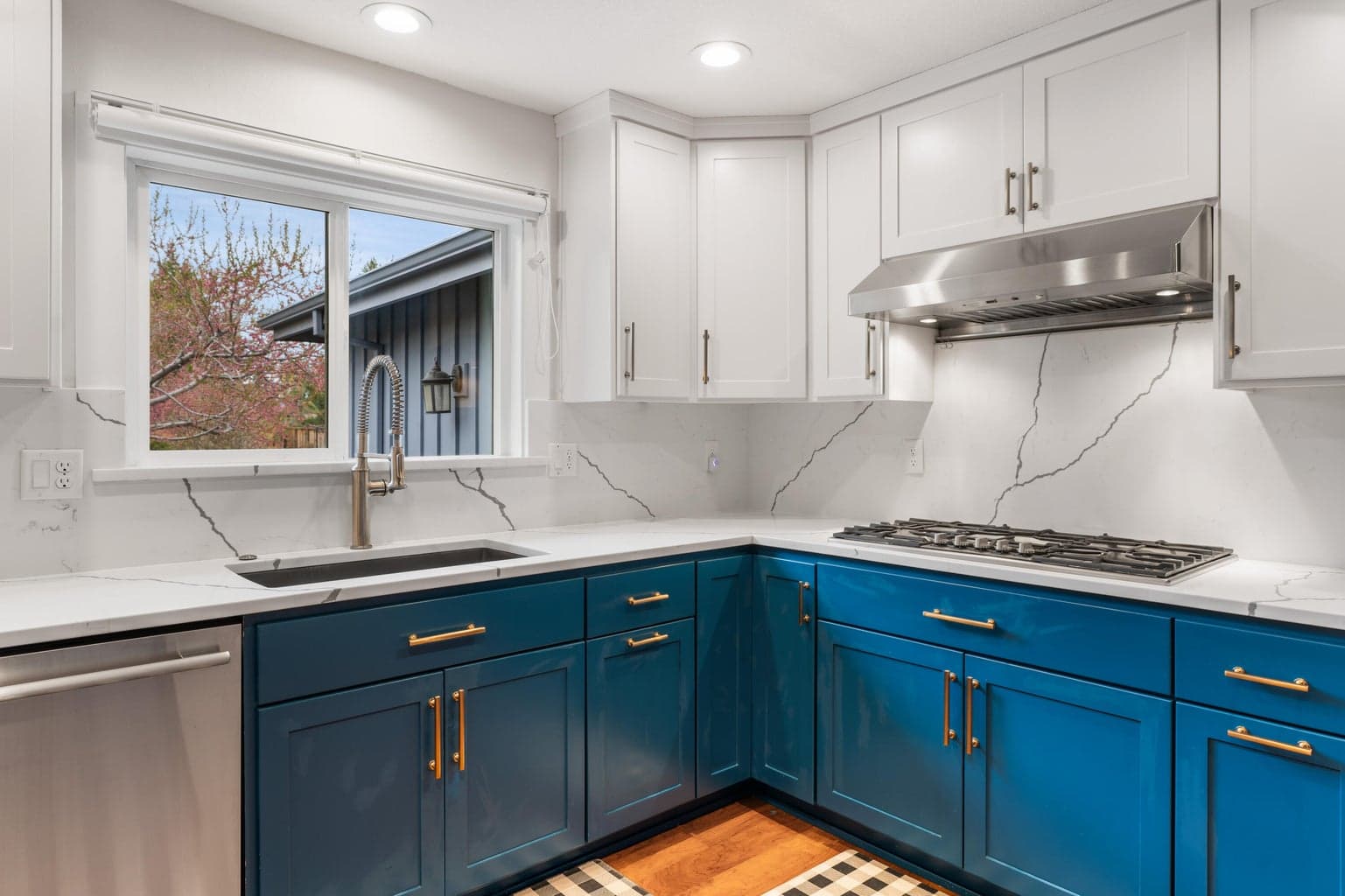 Photo of 61930 SE Pettigrew Road 13 of 49