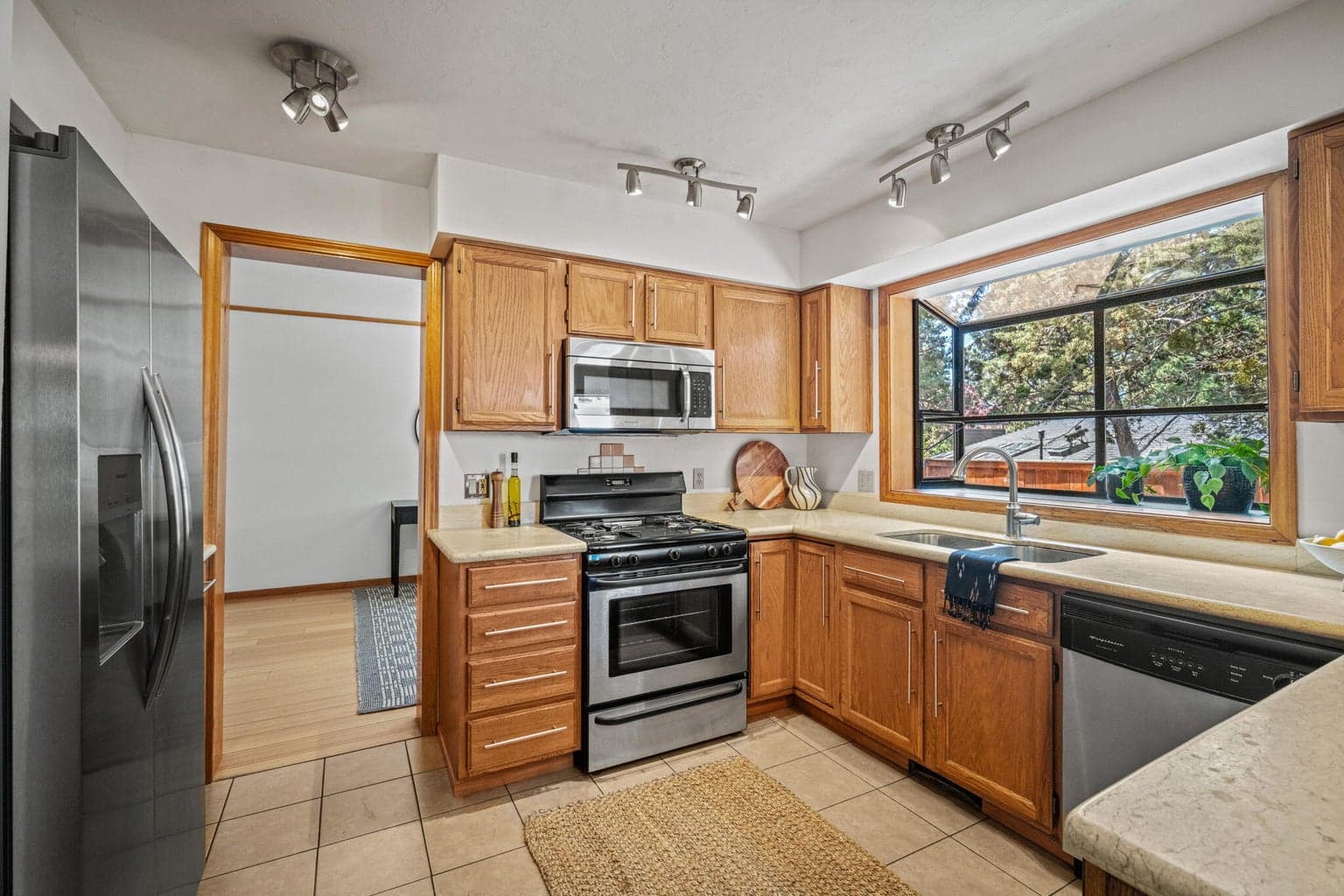 All the space needed on the solid surface counters
