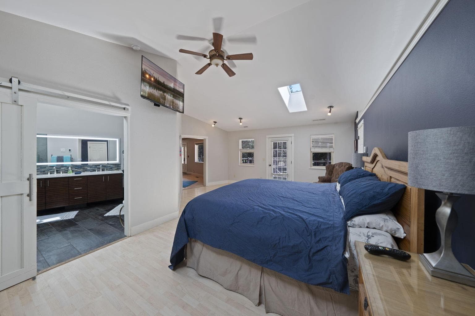 Photo of 14590 Mountain View 4 of 70