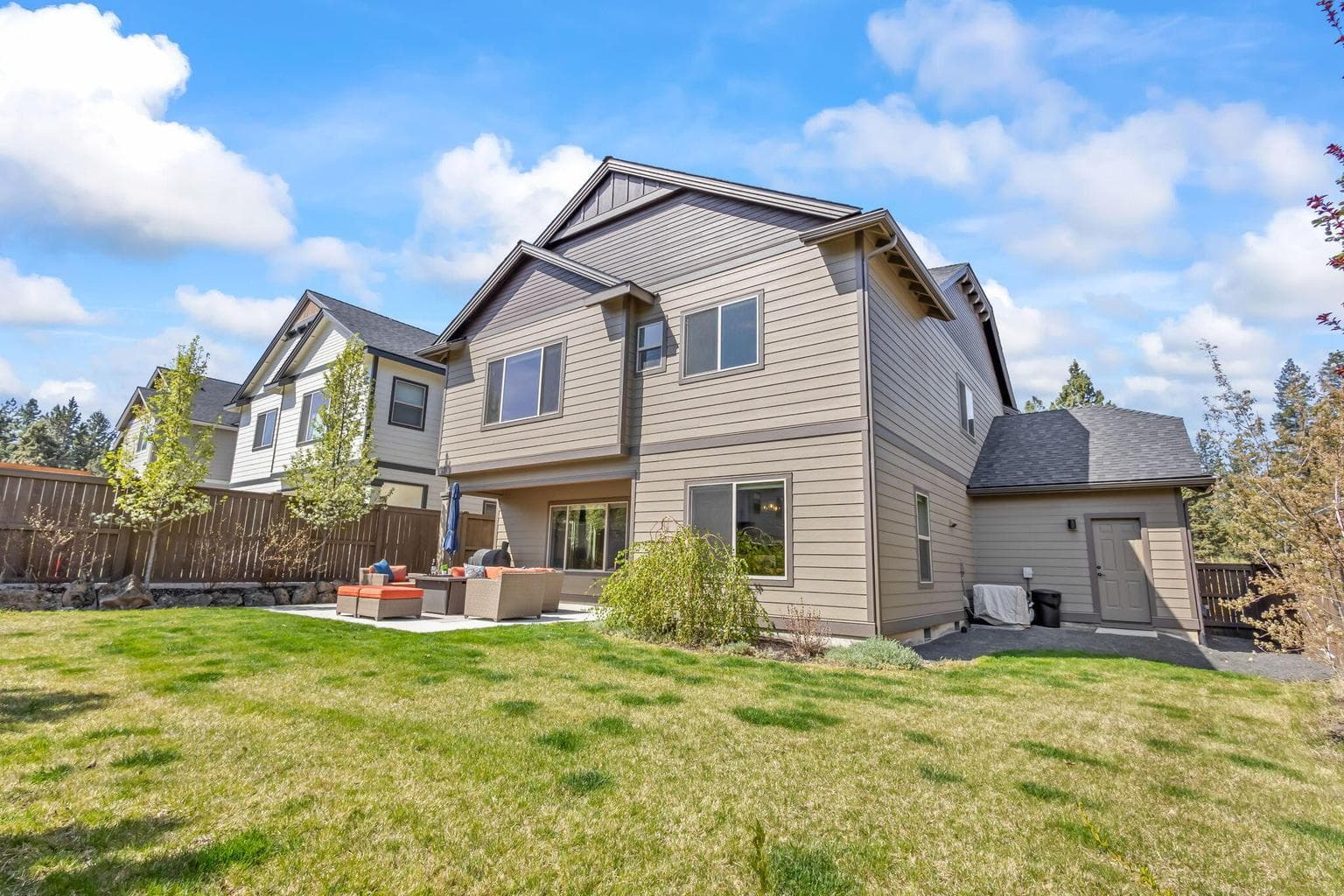 Photo of 63322 NW Thoroughbred Place 40 of 45