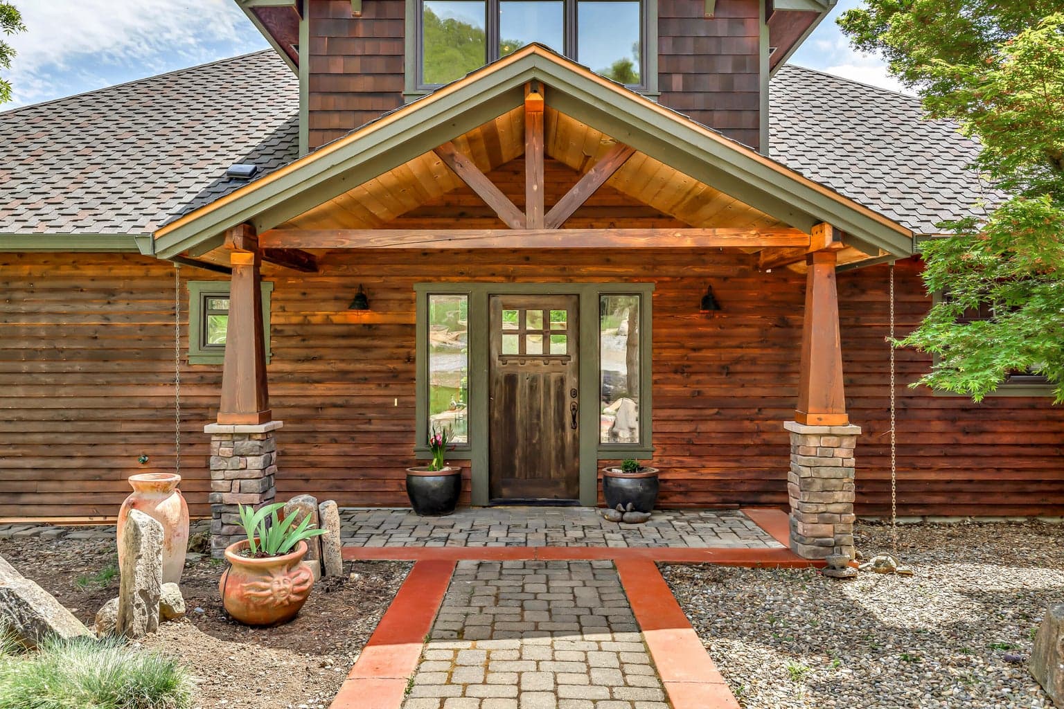 Photo of 545 Conifer 4 of 46