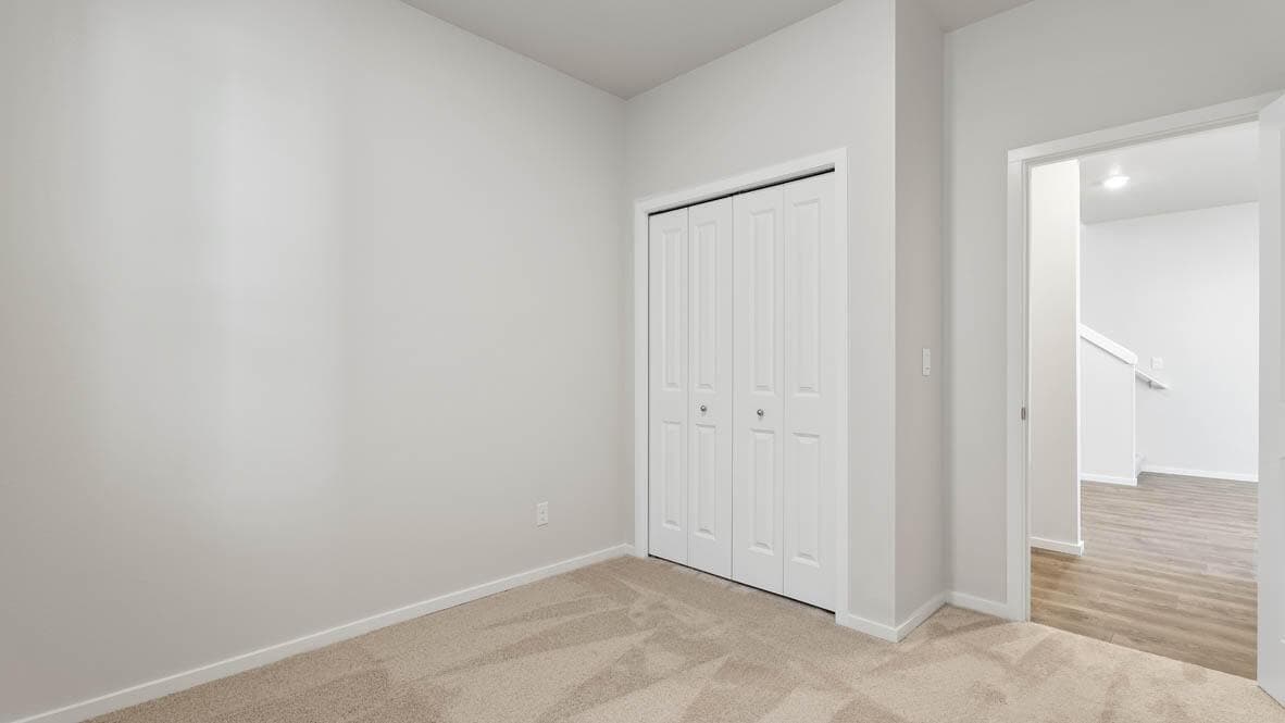 Photo of 61139 Splendor Lane 12 of 28