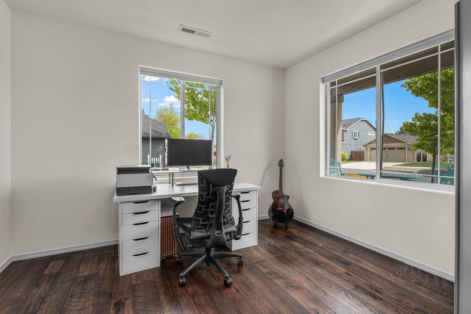 Office or 5th bedroom has a closet!