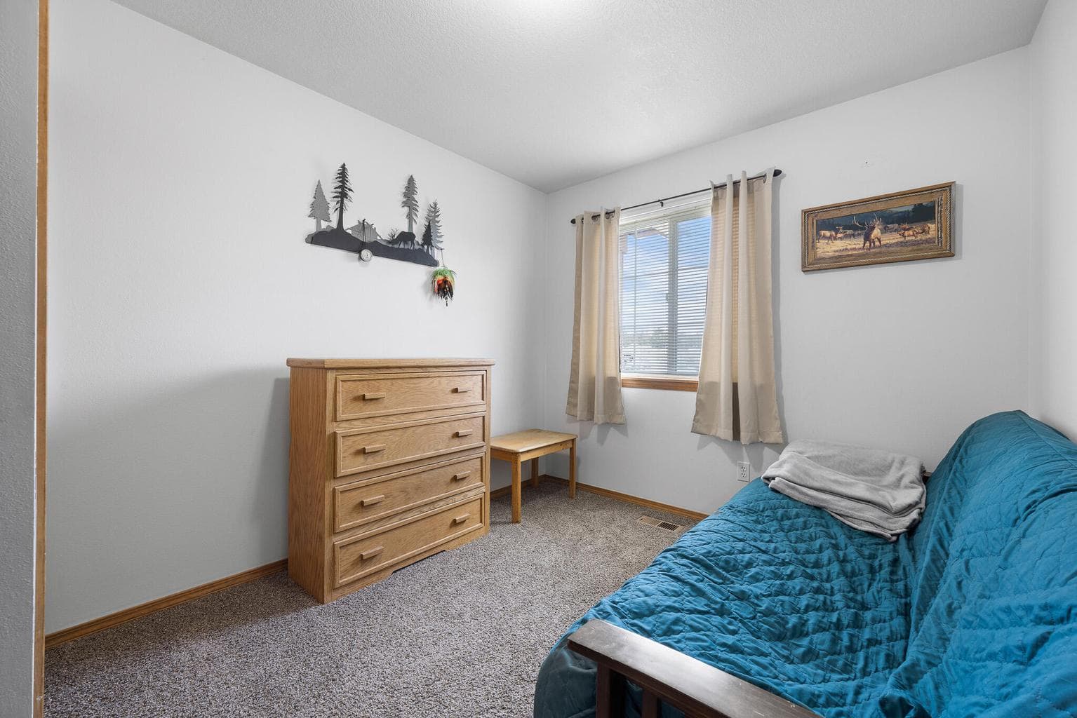 Photo of 5185 SE Iowa Avenue 27 of 37
