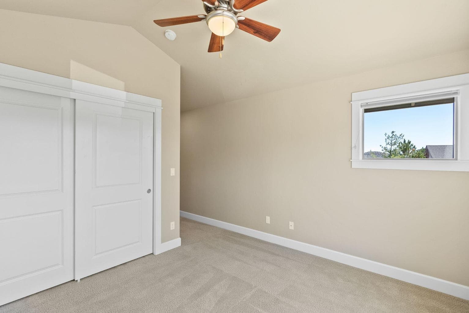 Photo of 626 NW Compass Lane 26 of 50