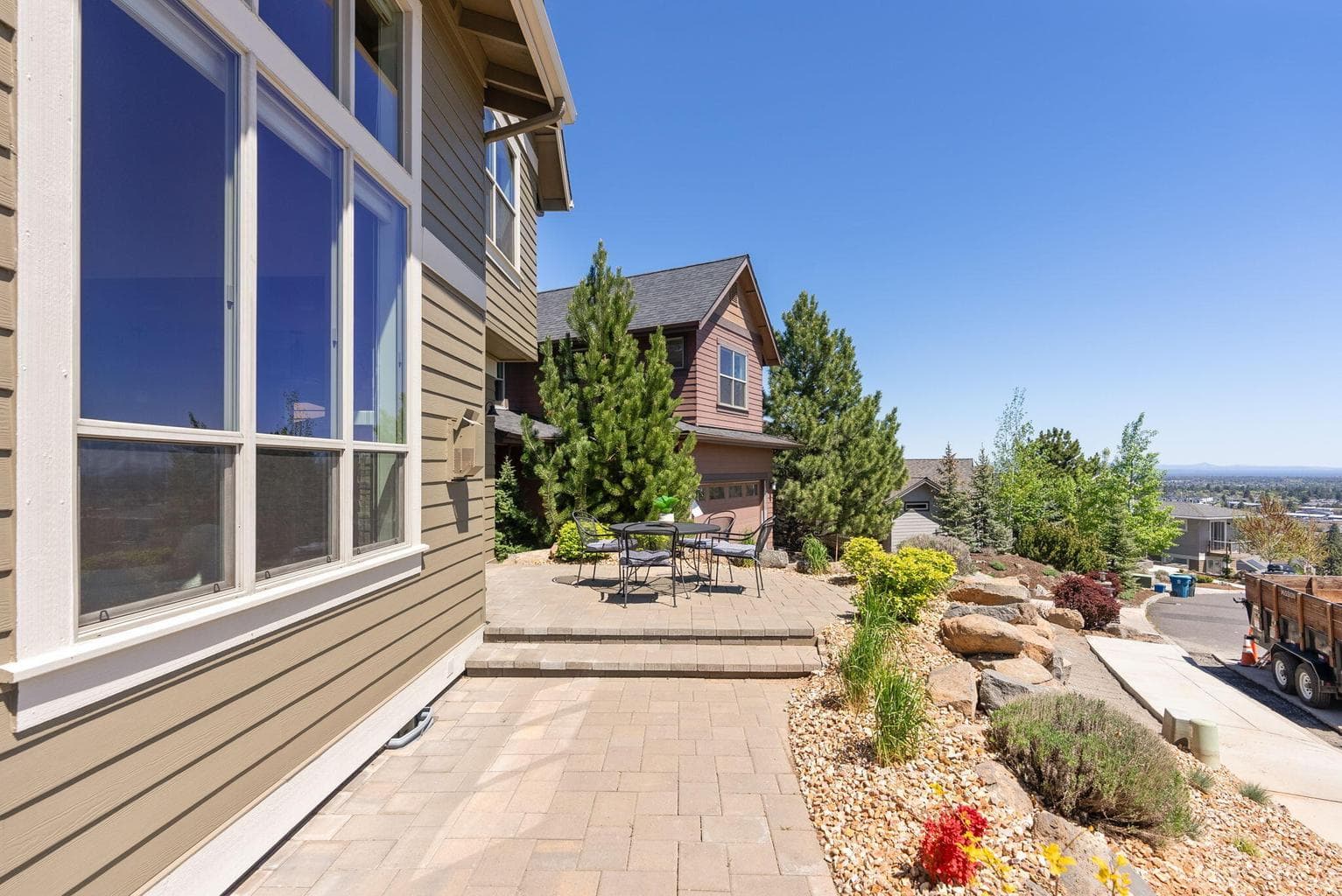Photo of 626 NW Compass Lane 44 of 50