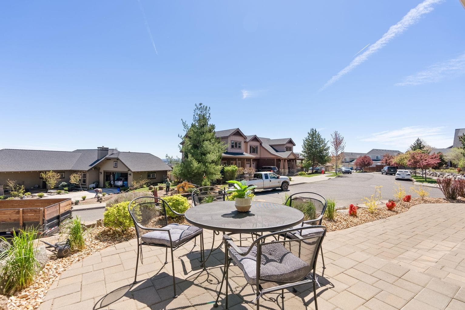 Photo of 626 NW Compass Lane 46 of 50