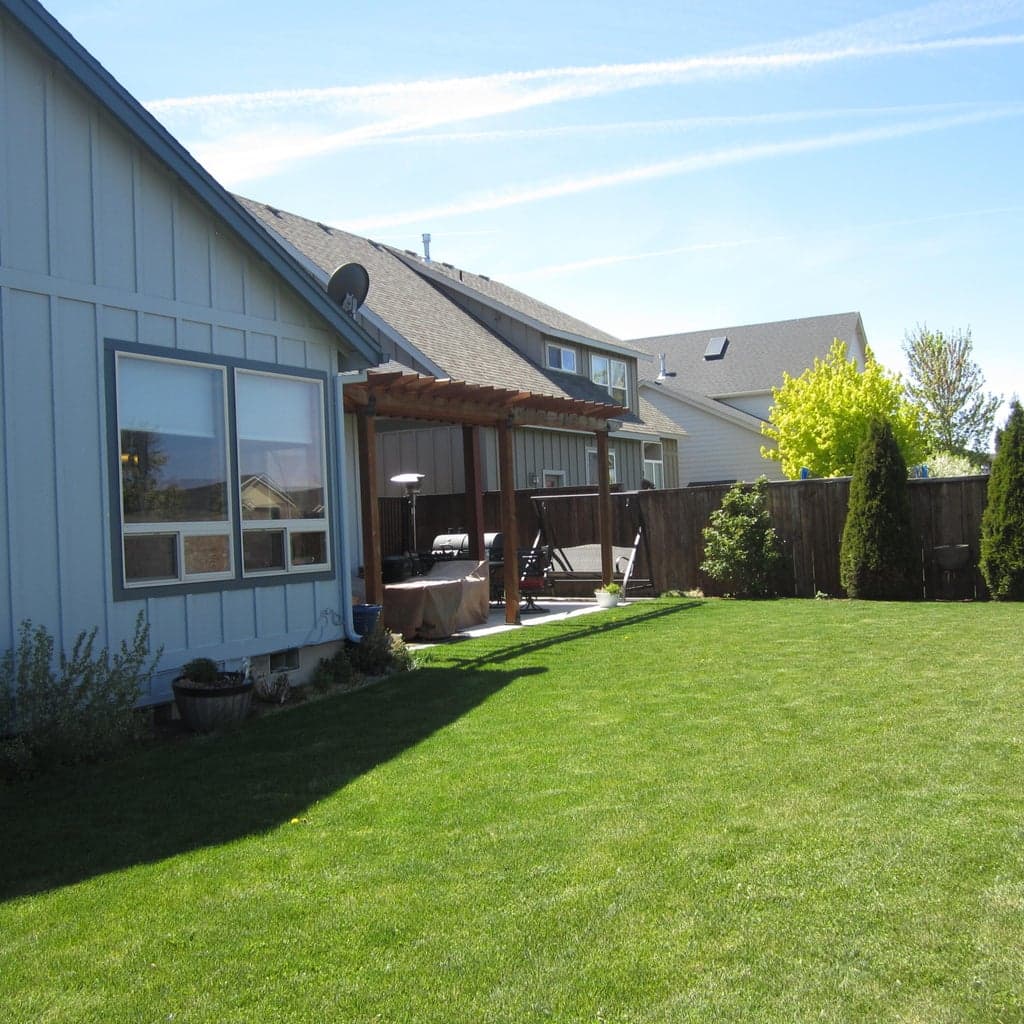 Photo of 2369 NW Hazelwood Avenue 6 of 13