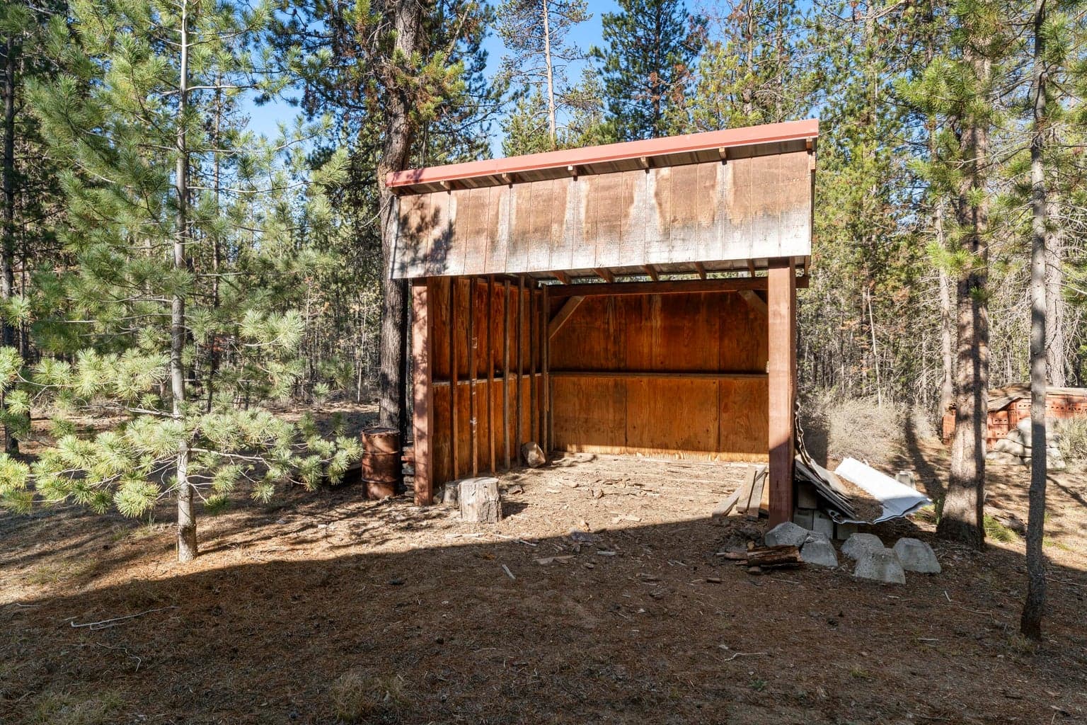 Photo of 16007 Parkway Drive 19 of 24