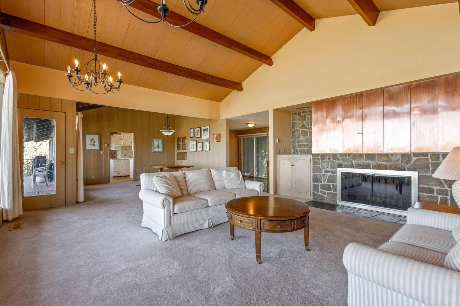 Photo of 915 NE Wyoming Drive 23 of 50