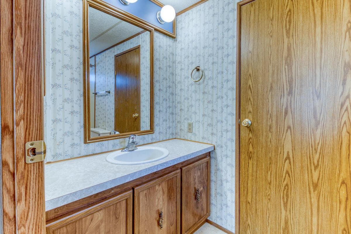 Jack and Jill Bath