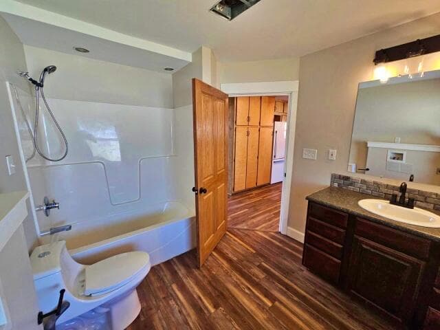 Photo of 967 NW 2nd Street 17 of 21