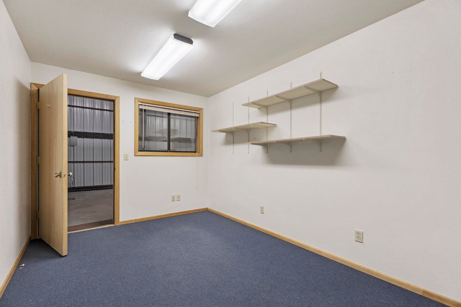 The office is 13' x 9'