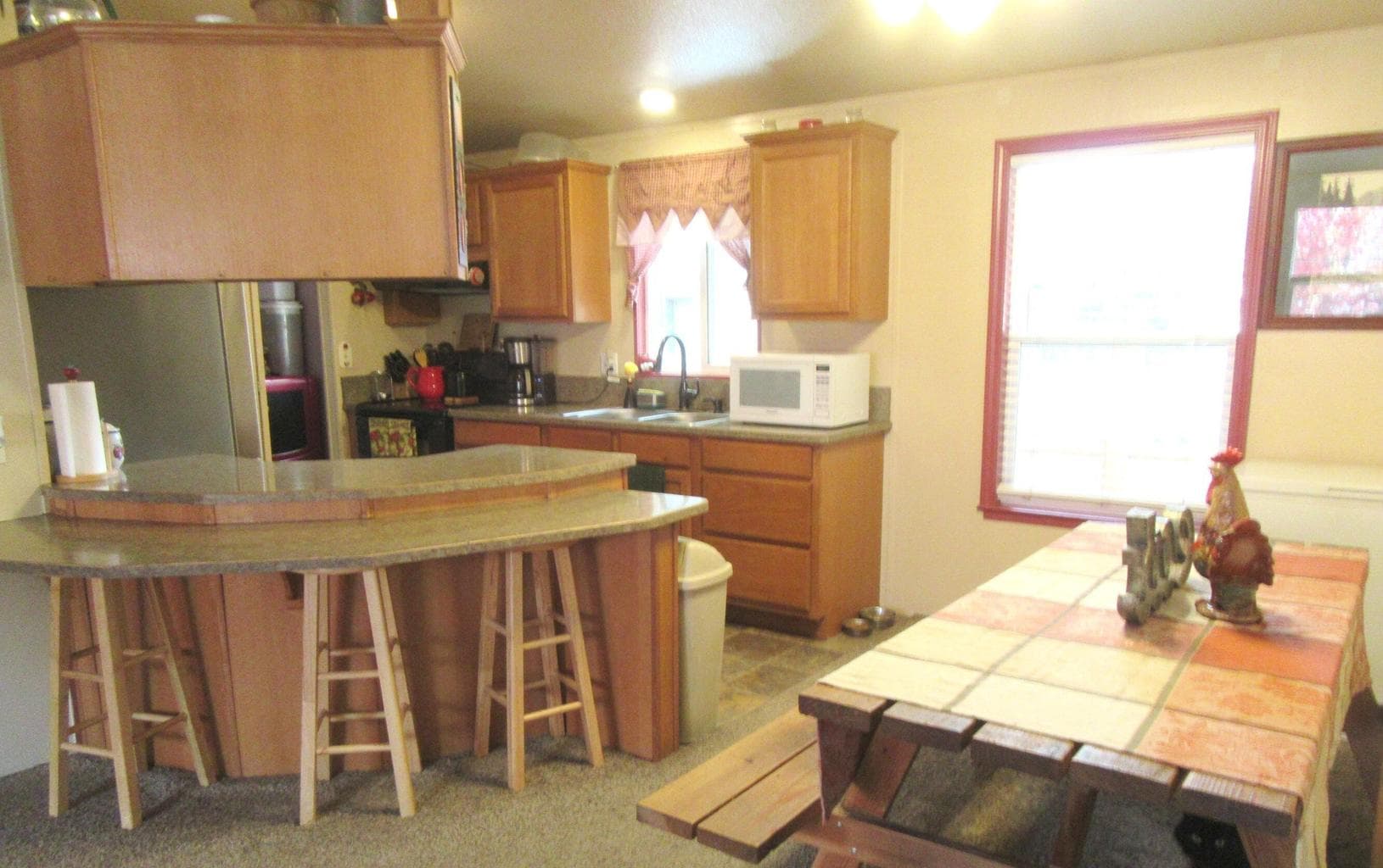 Photo of 102 Pine 4 of 24